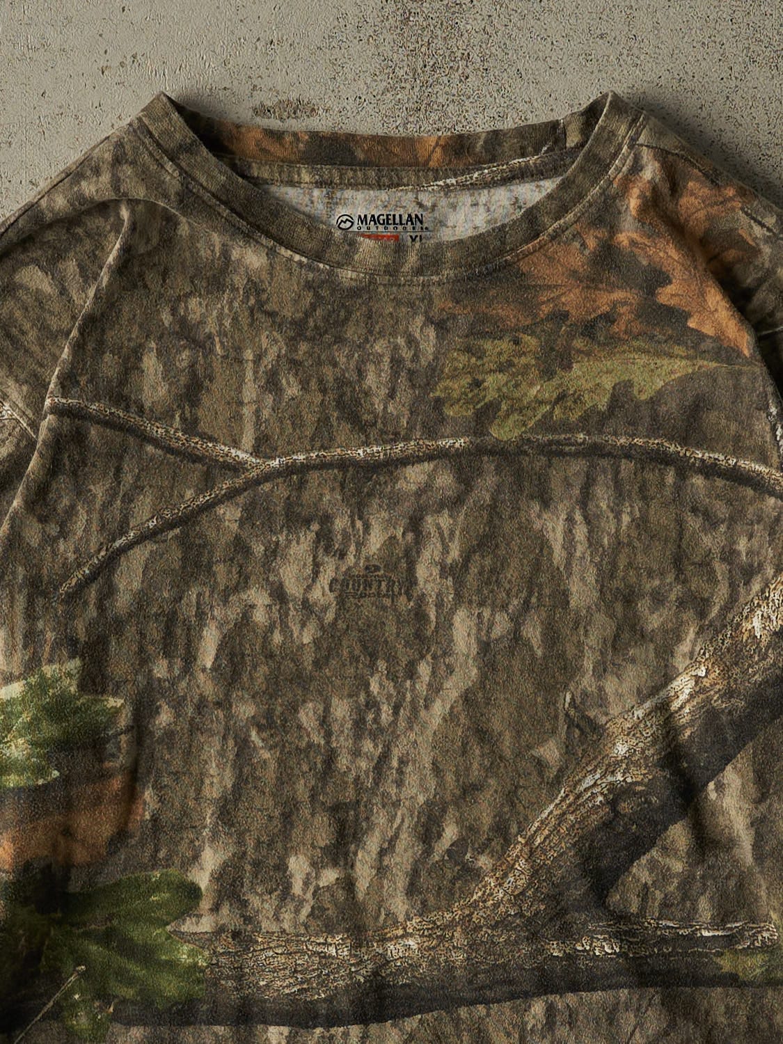 Vintage Y2K Camo Mossy Oak Long Sleeve (L/XL) - Image 2