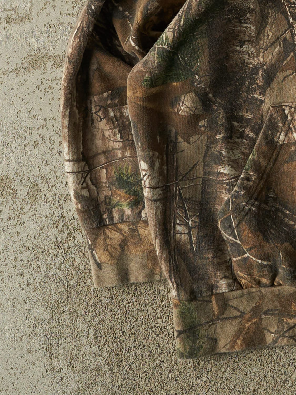 Vintage Y2K Camo Realtree Hoodie (L) - Image 3