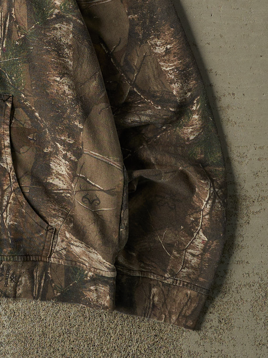 Vintage Y2K Camo Realtree Logo Hoodie (M) - Image 4