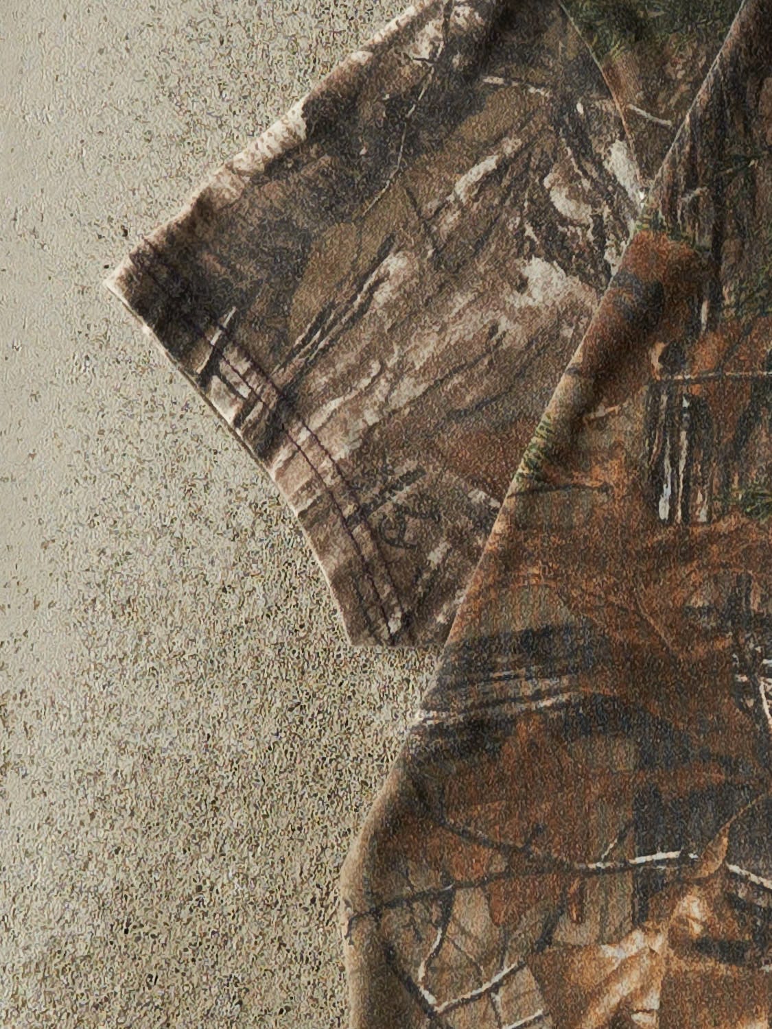 Vintage Y2K Camo Realtree Tee (M/L) - Image 3