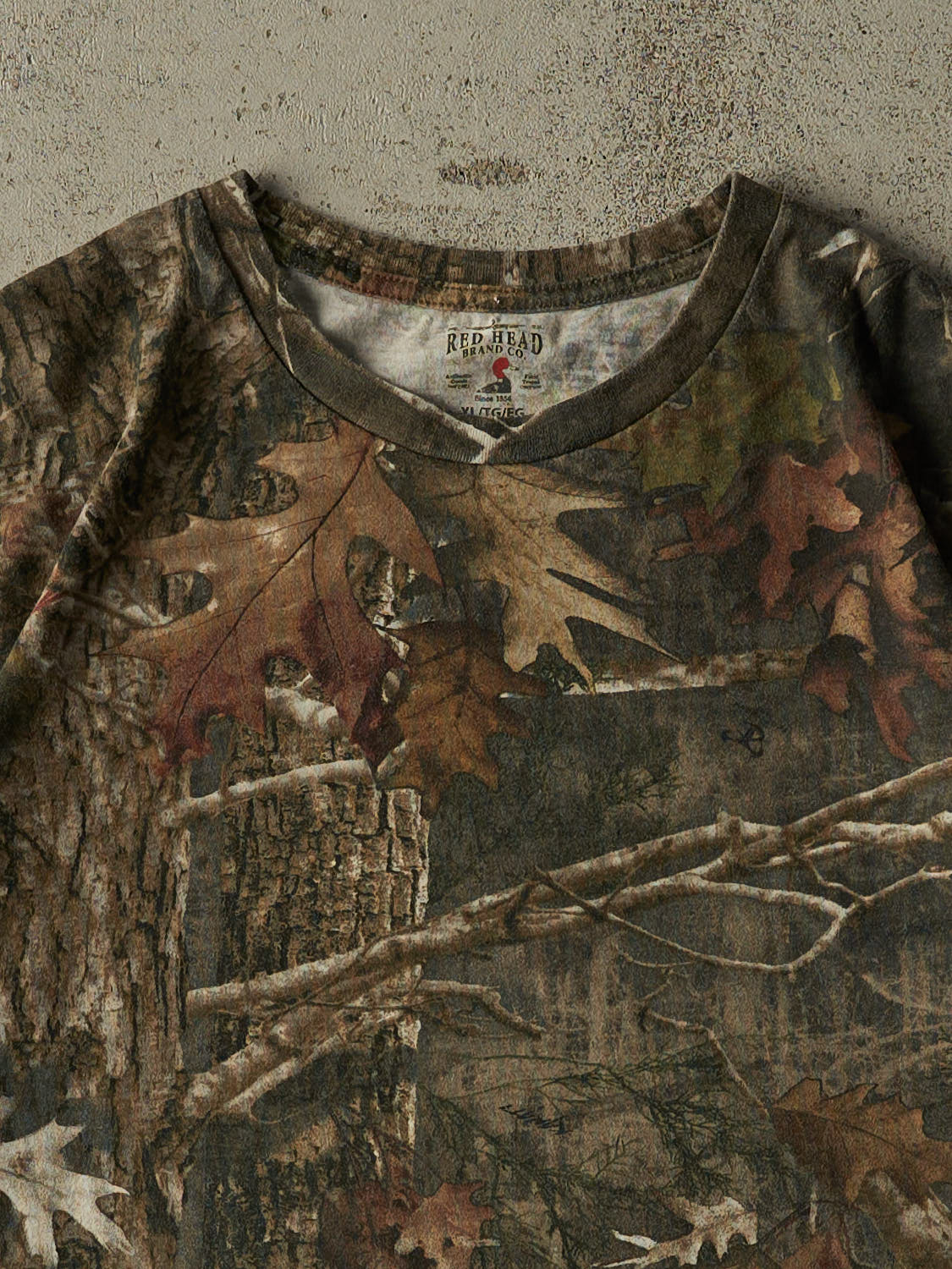 Vintage Y2K Camo Redhead Tee (XL) - Image 2
