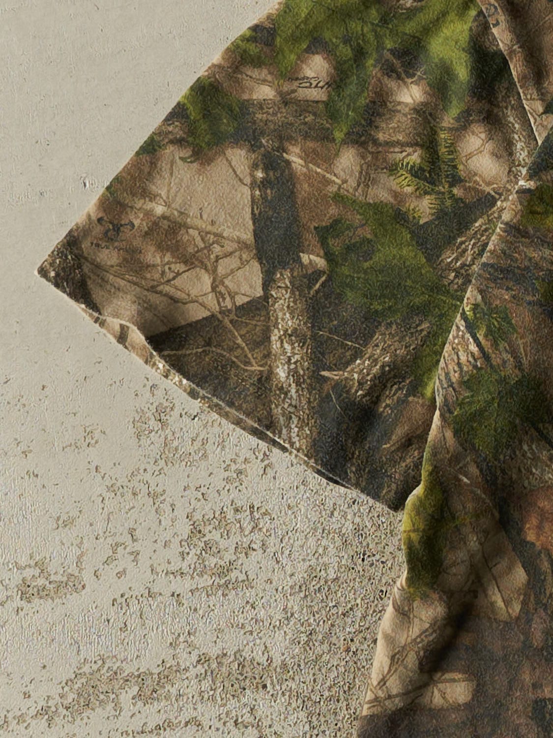 Vintage Y2K Camo Tee (L) - Image 3