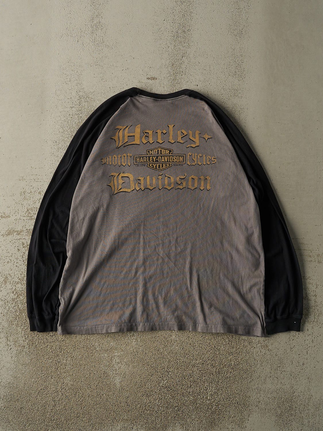Vintage Y2K Charcoal Grey & Black Harley Davidson Long Sleeve (L/XL) - Image 2