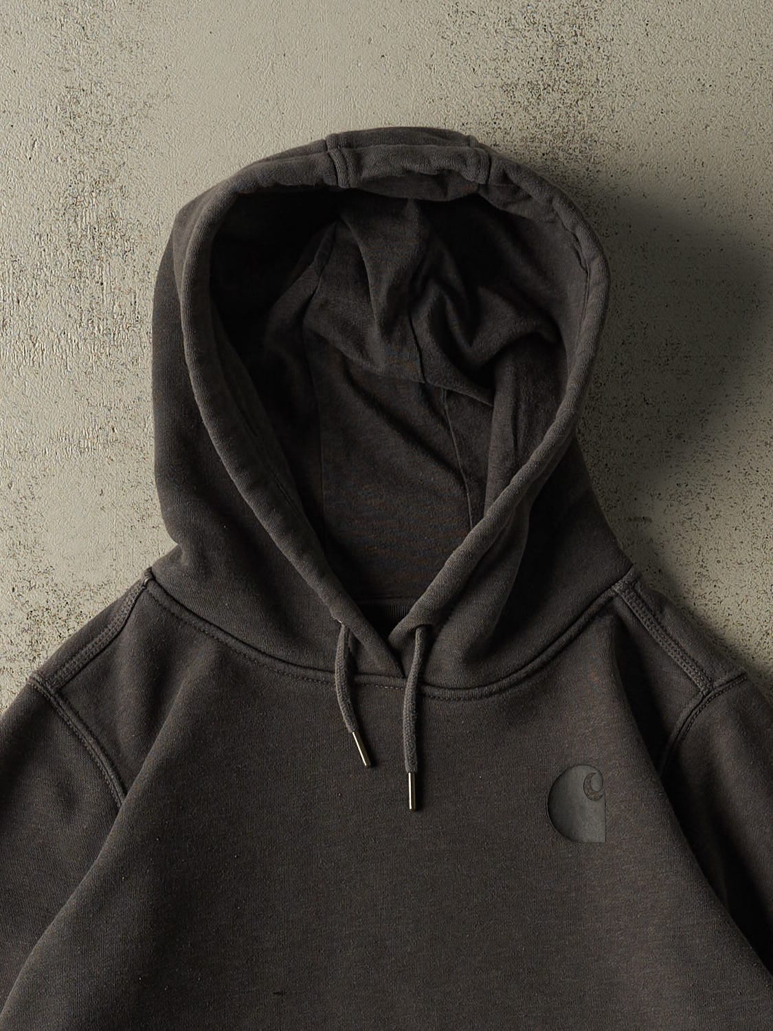 Vintage Y2K Charcoal Grey Carhartt Hoodie (M) - Image 2