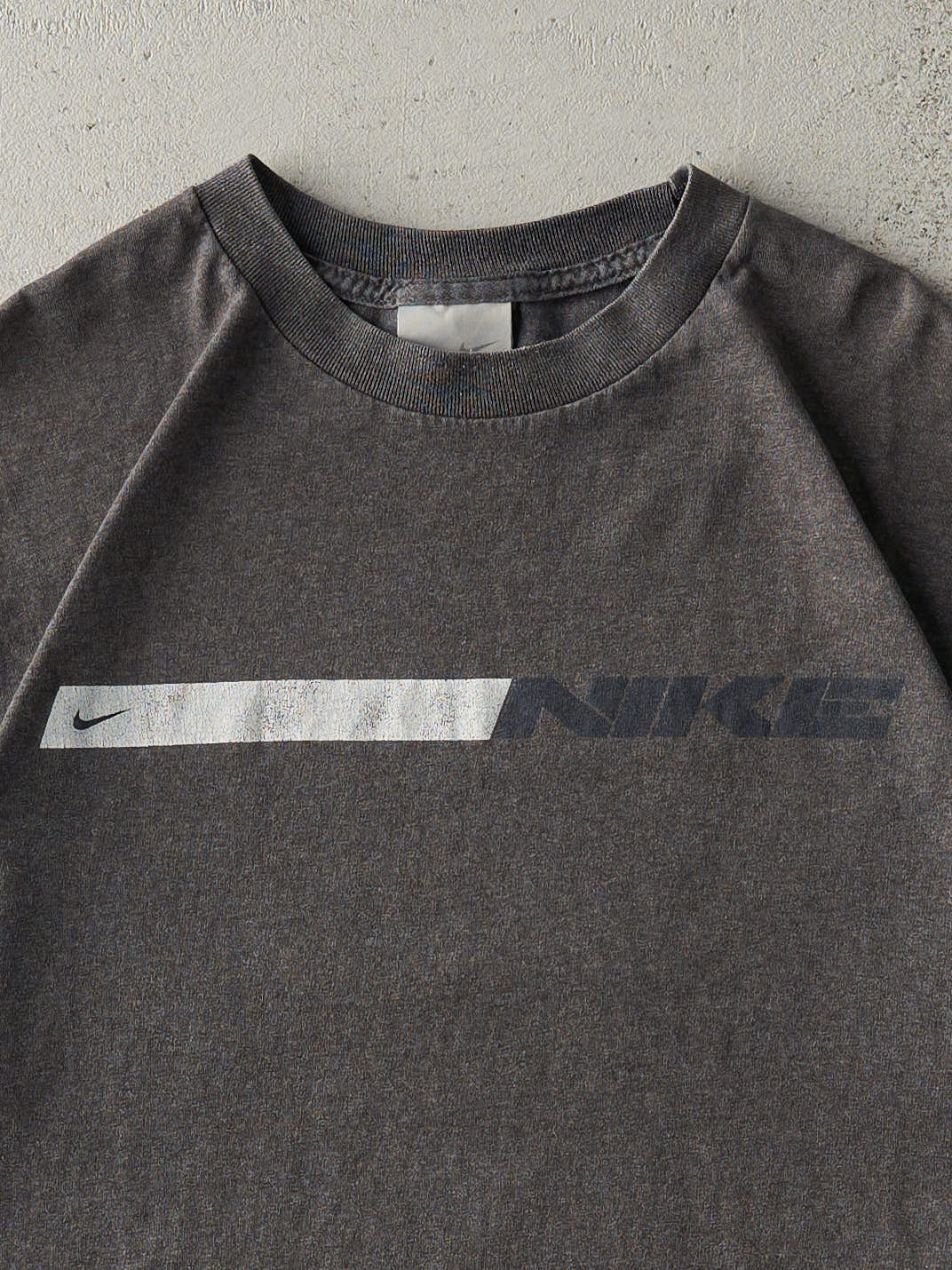 Vintage Y2K Charcoal Grey Nike Tee (M/L) - Image 3