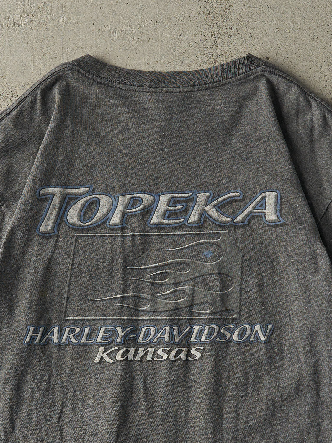 Vintage Y2K Charcoal Grey Topeka Kansas Harley Davidson Pocket Tee (XL) - Image 5