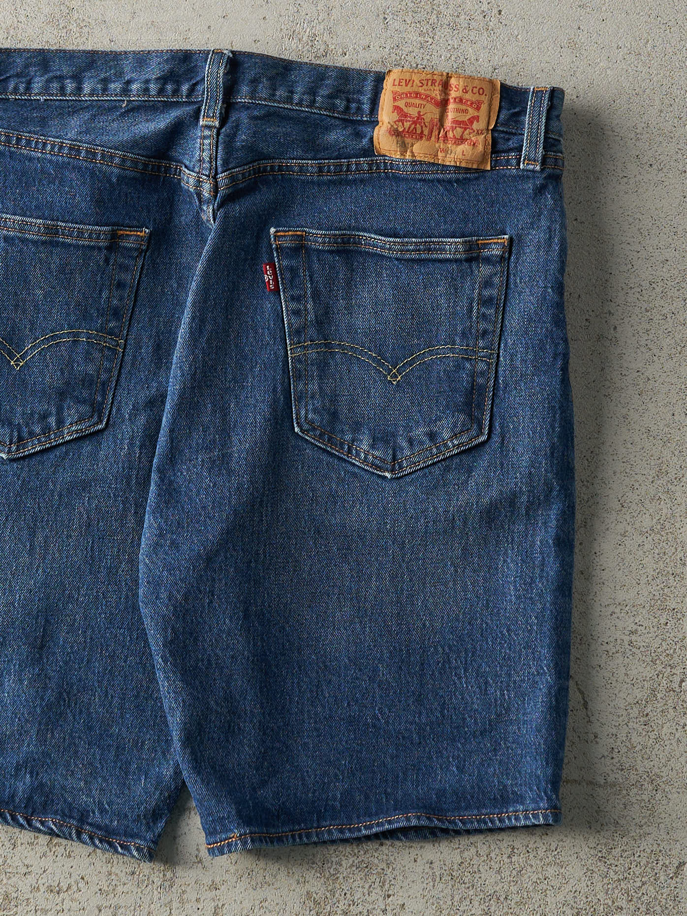 Vintage Y2K Dark Wash Levi's 501 Jean Shorts (35x8.5) - Image 4