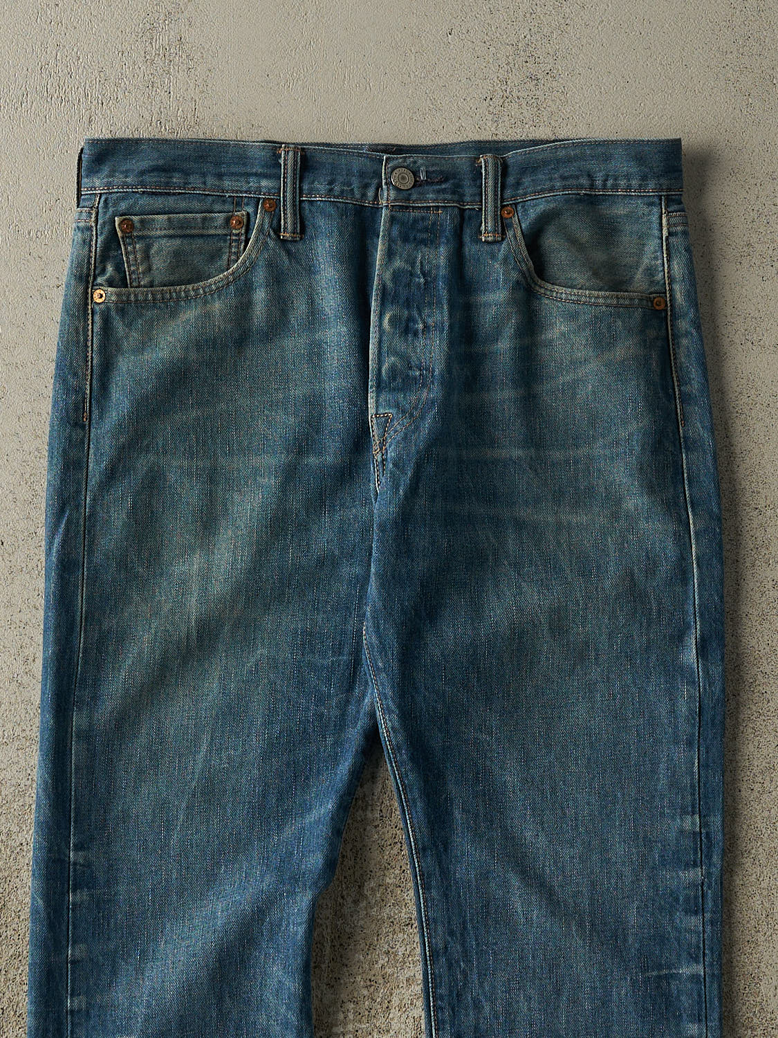 Vintage Y2K Dark Wash Levi's 501 Jeans (34x30) - Image 4