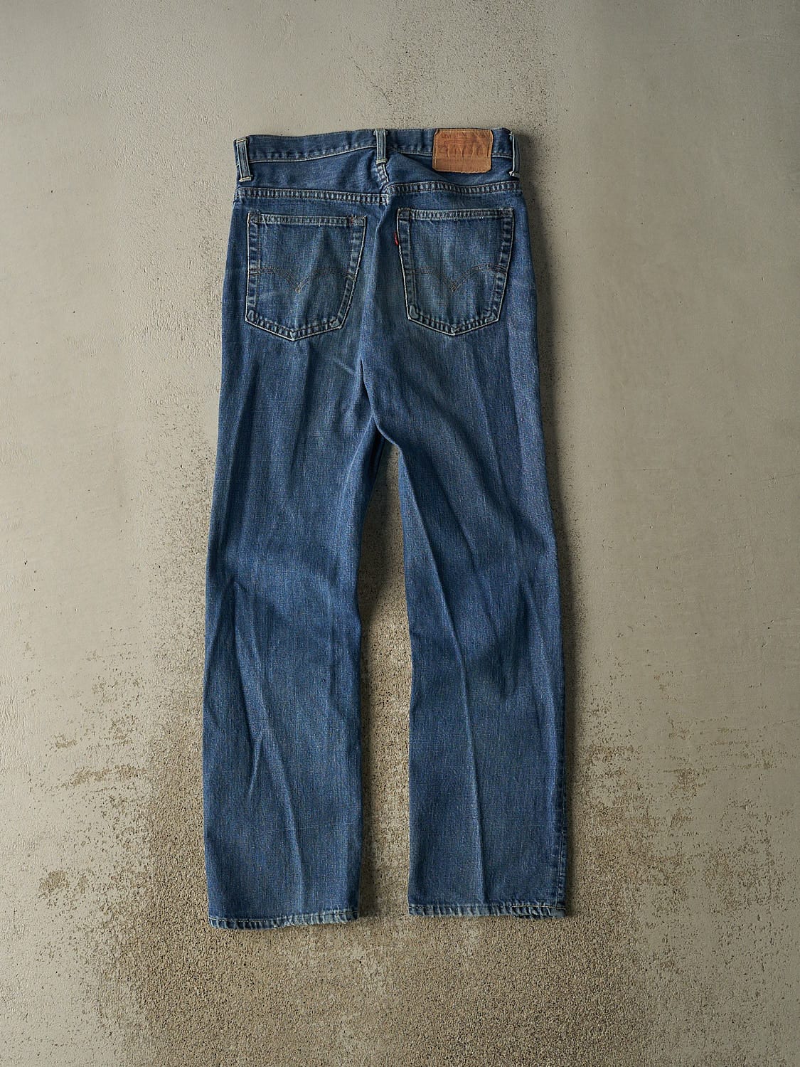 Vintage Y2K Dark Wash Levi's Jeans (30x31.5) - Image 3
