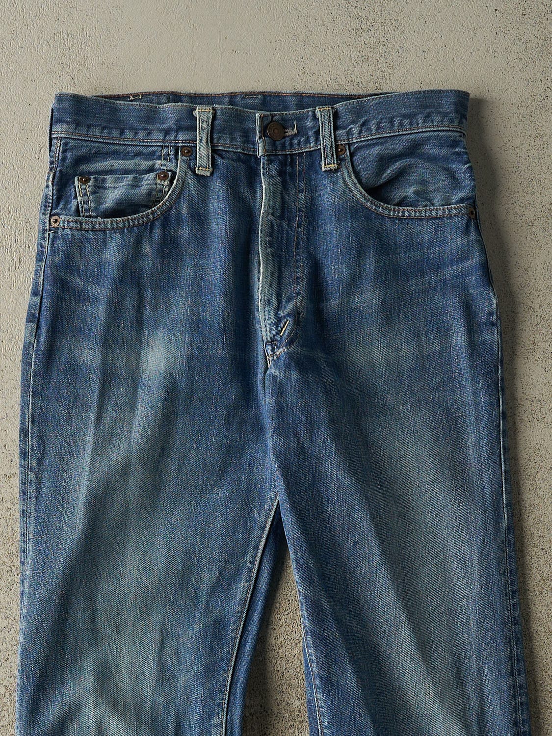 Vintage Y2K Dark Wash Levi's Jeans (30x31.5) - Image 4