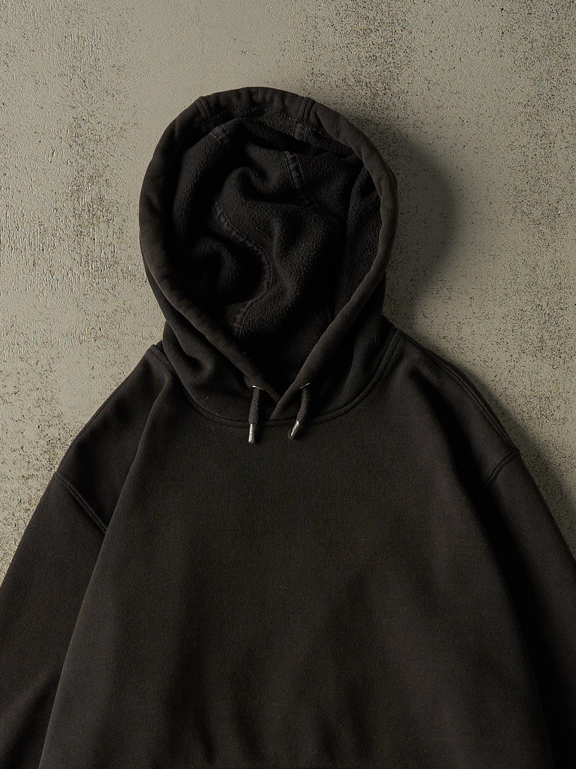 Vintage Y2K Faded Black Carhartt Hoodie (L/XL) - Image 2