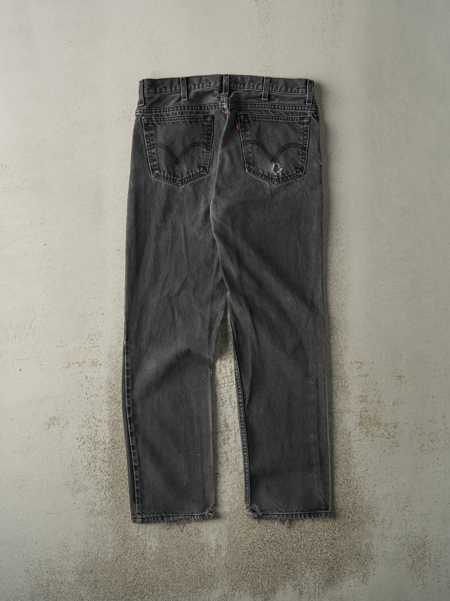 Vintage Y2K Faded Black Levi's Slim Fit Denim Pants (34x31) - Image 3