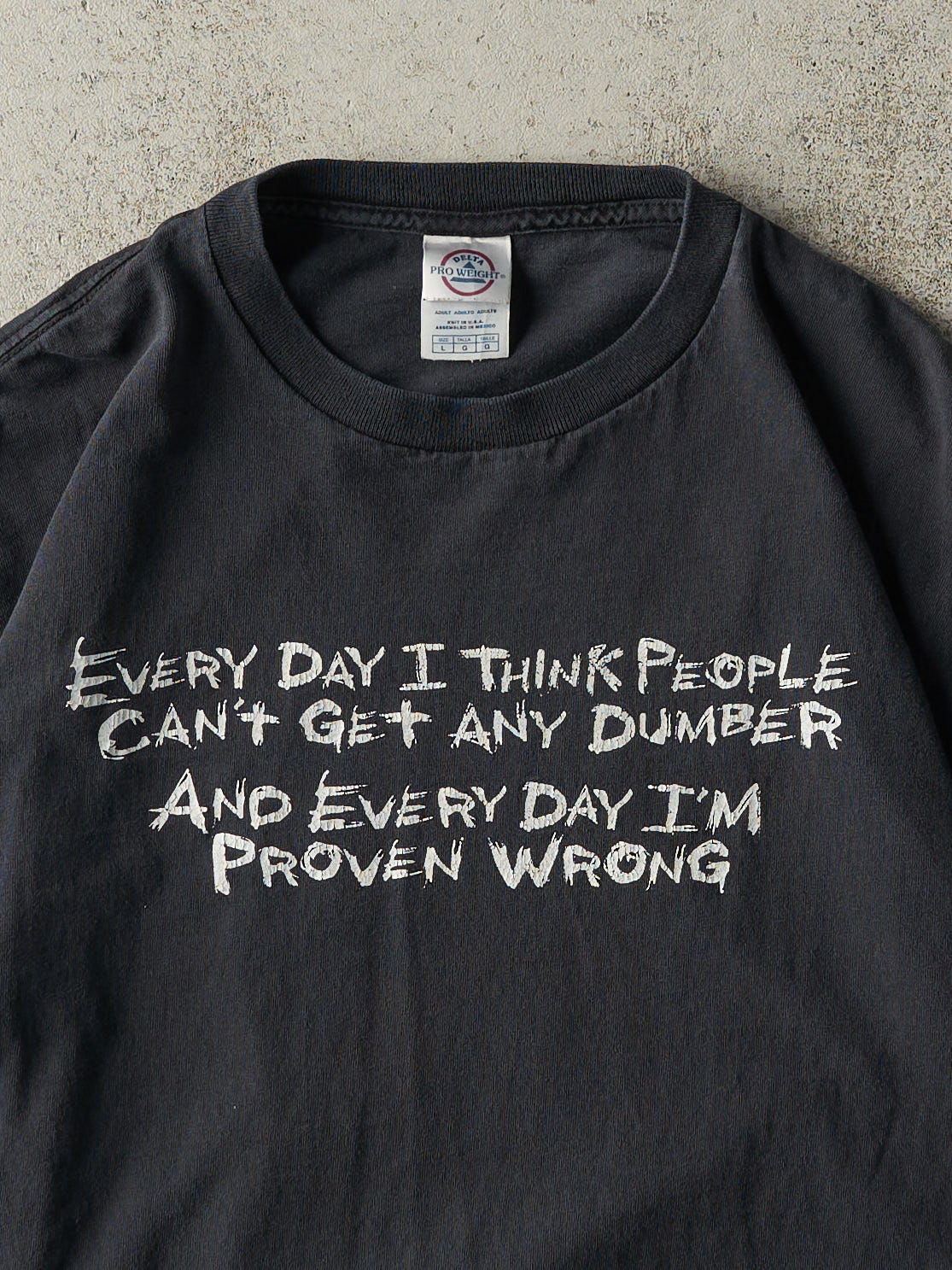 Vintage Y2K Faded Black "Proven Wrong" Slogan Tee (M) - Image 2