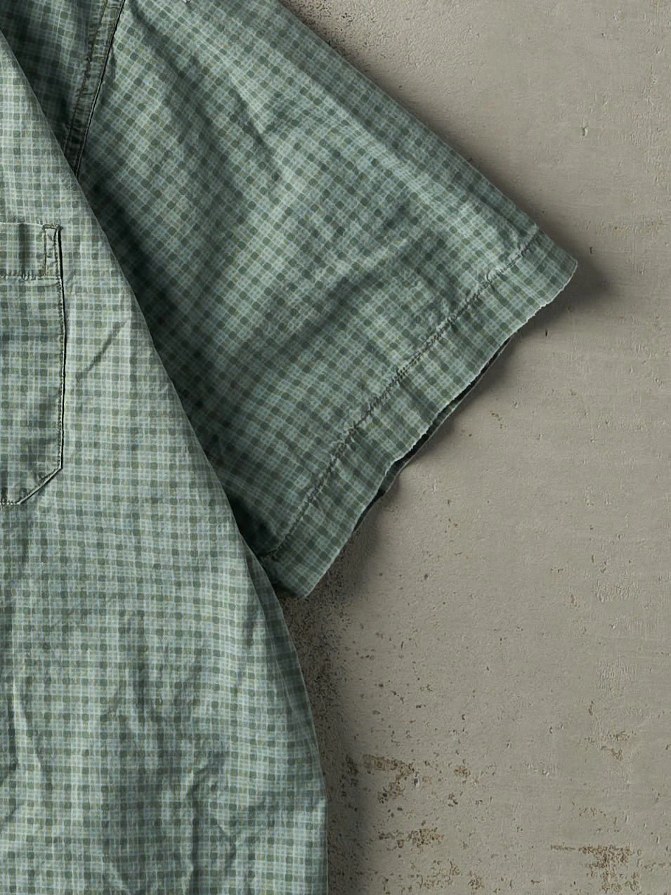Vintage Y2K Green American Eagle Short Sleeve Button Up (L) - Image 4