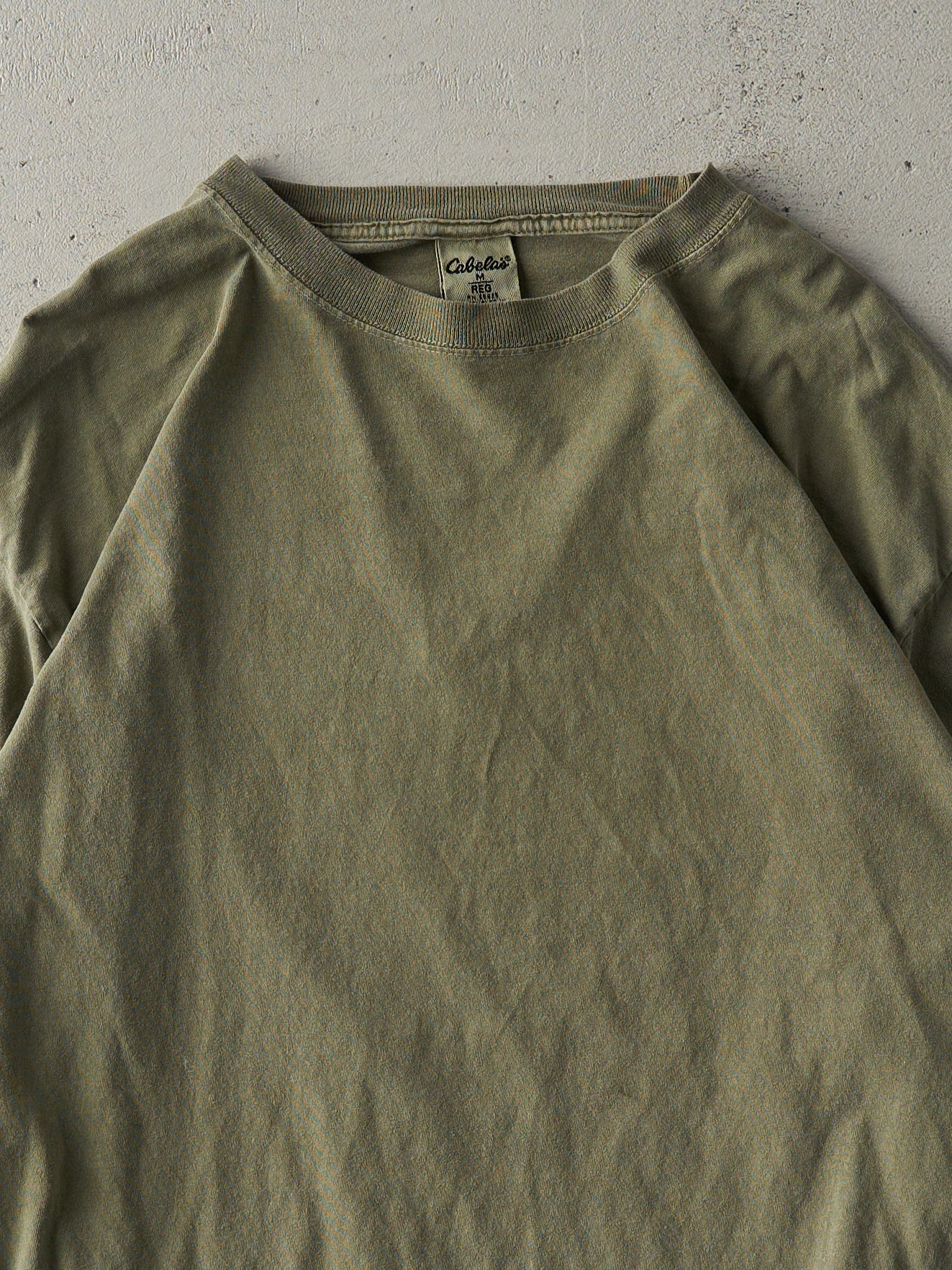 Vintage Y2K Green Cabela's Blank Long Sleeve (M/L) - Image 2