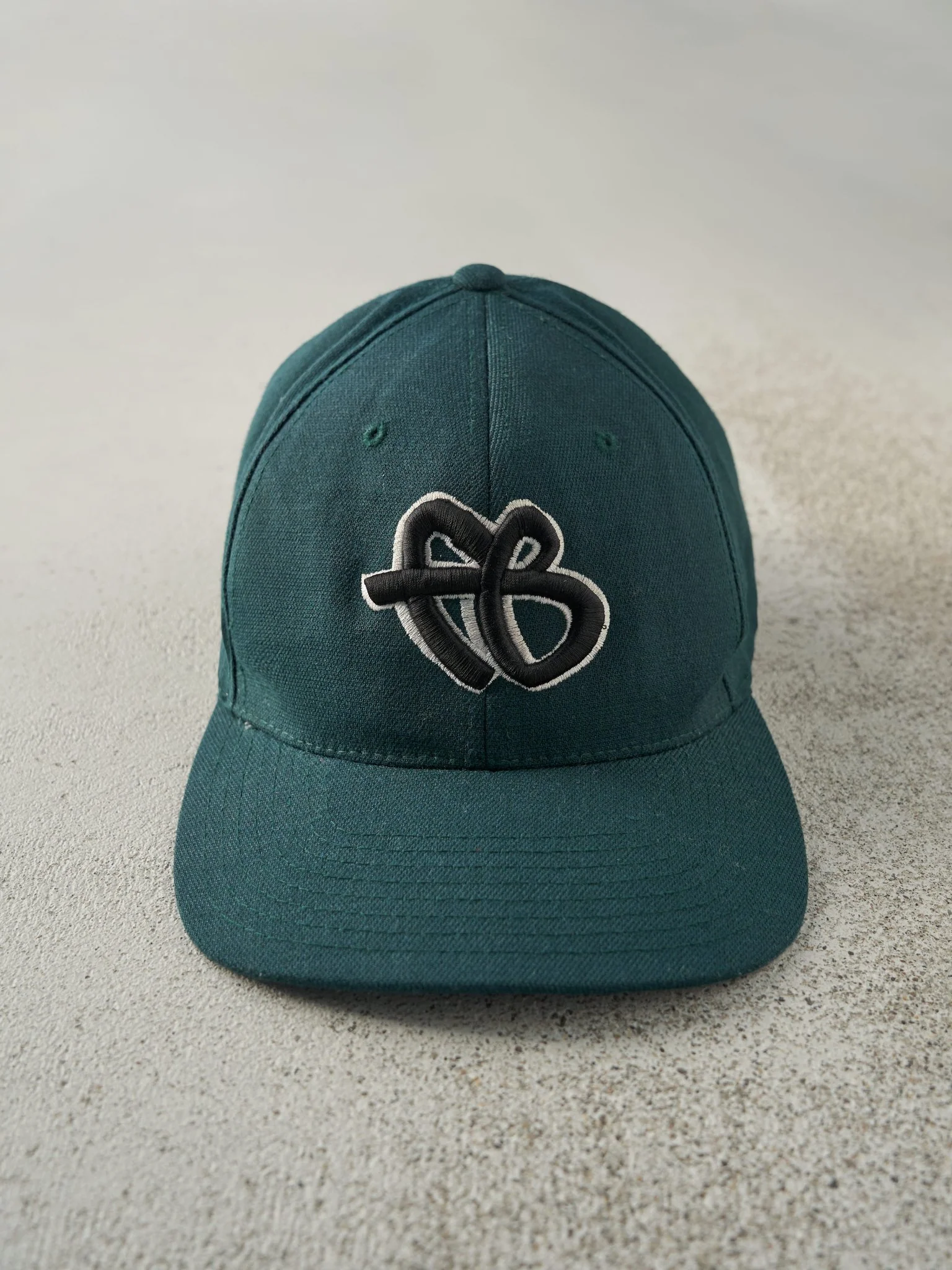 Vintage Y2K Green FuBu Embroidered Flexfit Hat (L/XL)