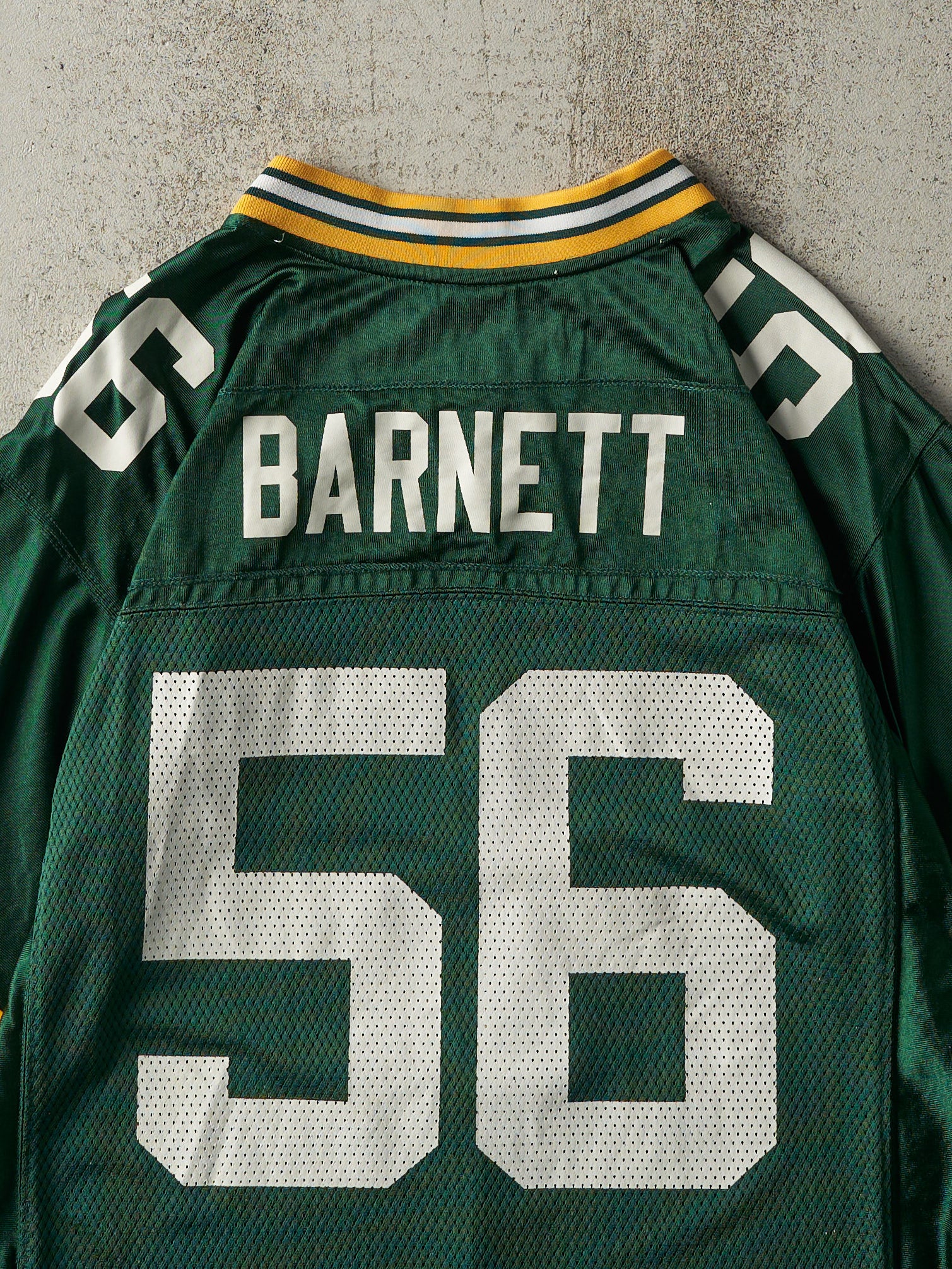 Vintage Y2K Green Green Bay Packers #56 Barnett Cropped Jersey (M) - Image 4