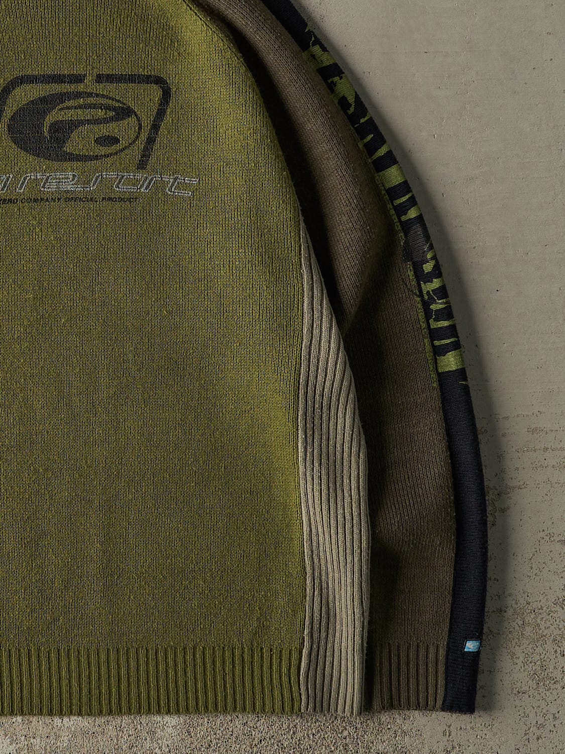 Vintage Y2K Green Point Zero Graphic Knit (XL) - Image 3
