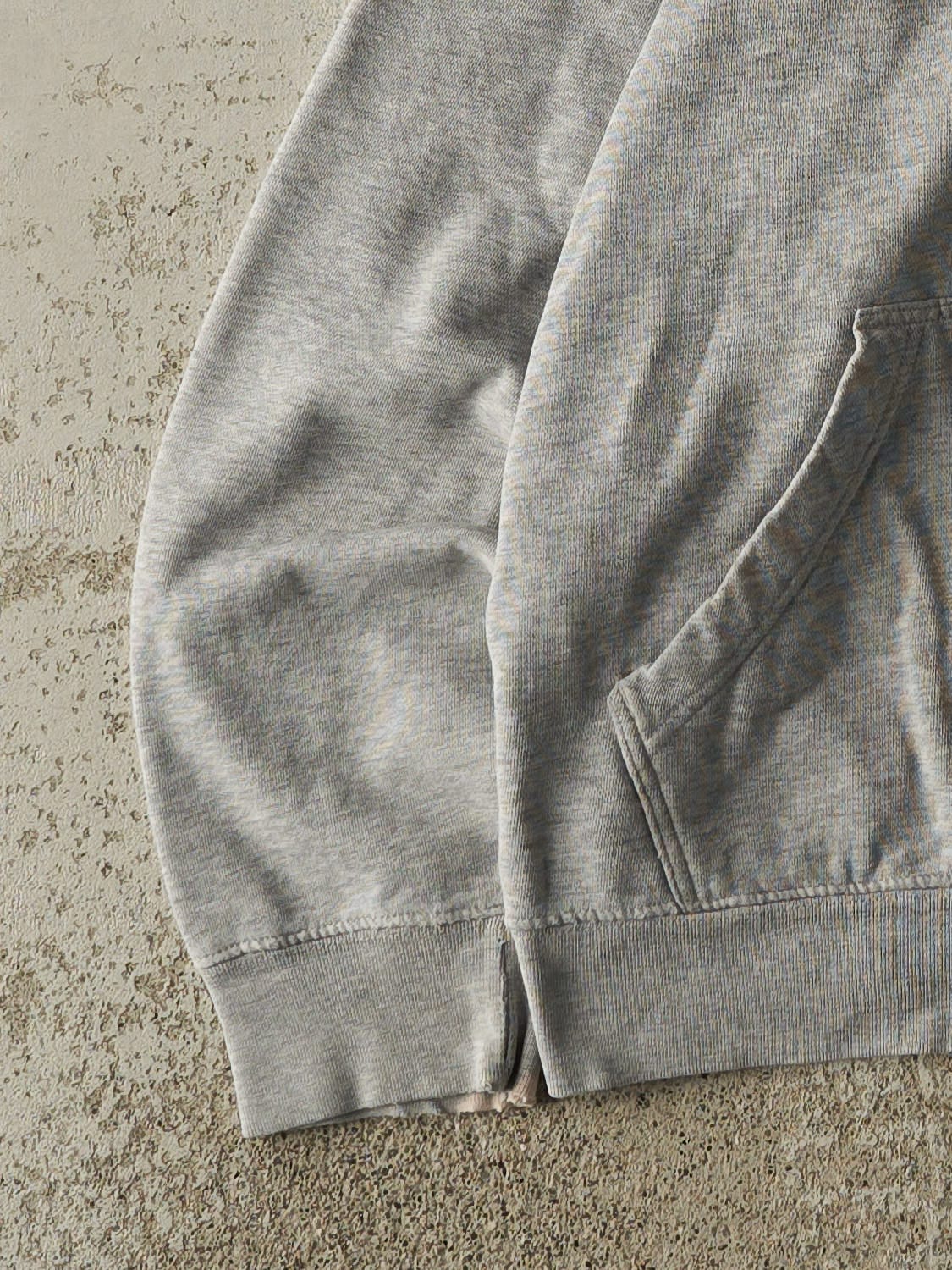 Vintage Y2K Grey Aeropostale Hoodie (S/M) - Image 3