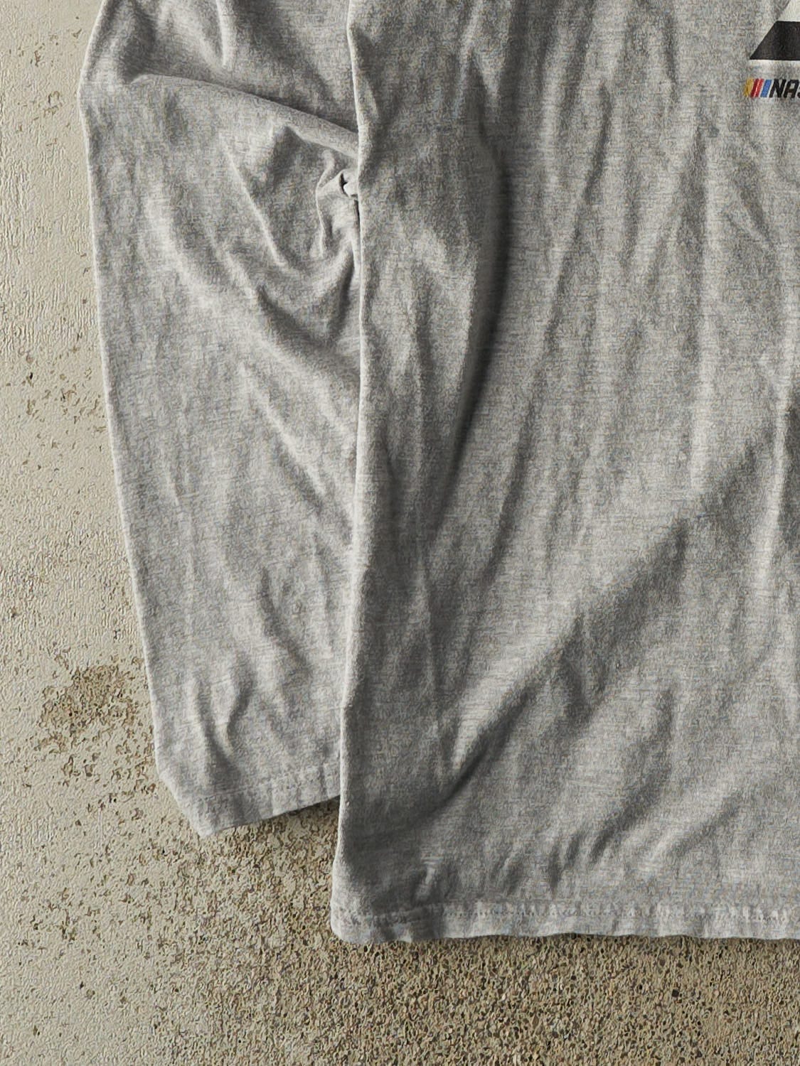 Vintage Y2K Grey Chase Elliot Nascar Long Sleeve (L/XL) - Image 3
