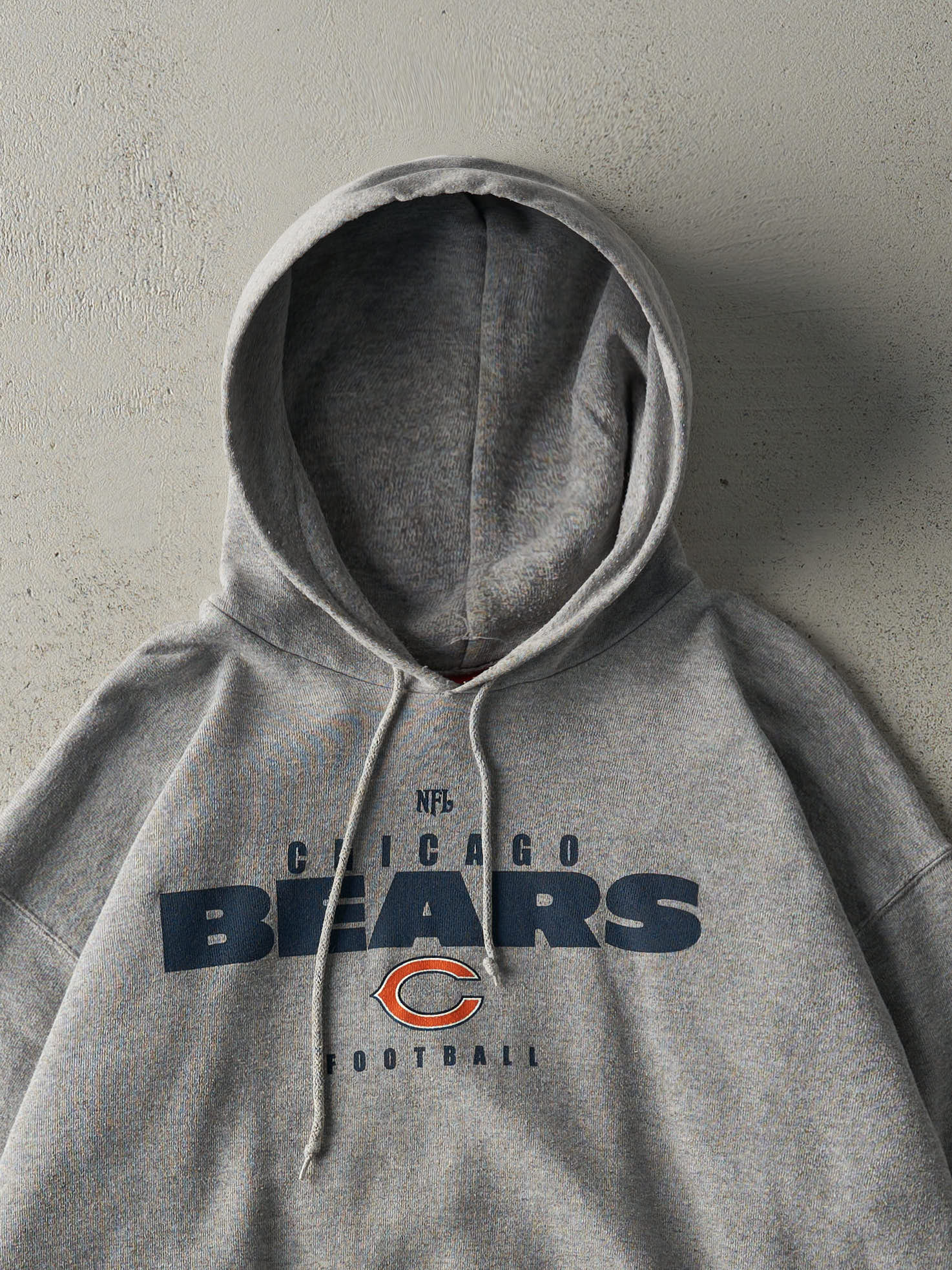 Vintage Y2K Grey Chicago Bears Hoodie (L) - Image 2