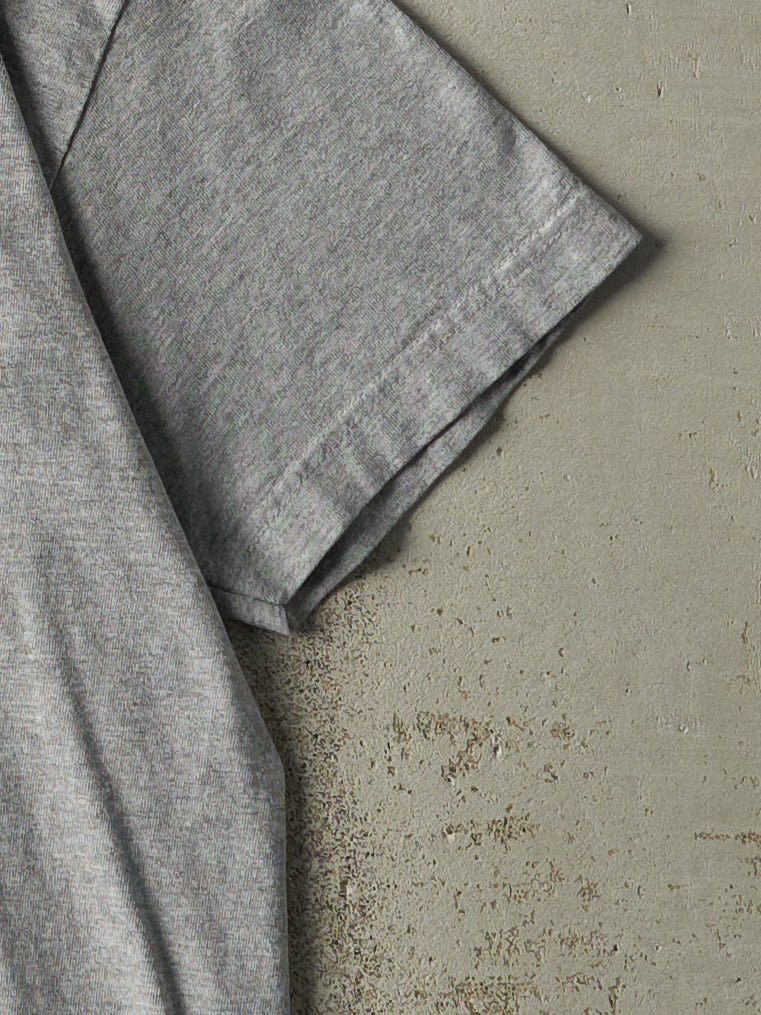 Vintage Y2K Grey DC Shoes Tee (M) - Image 3
