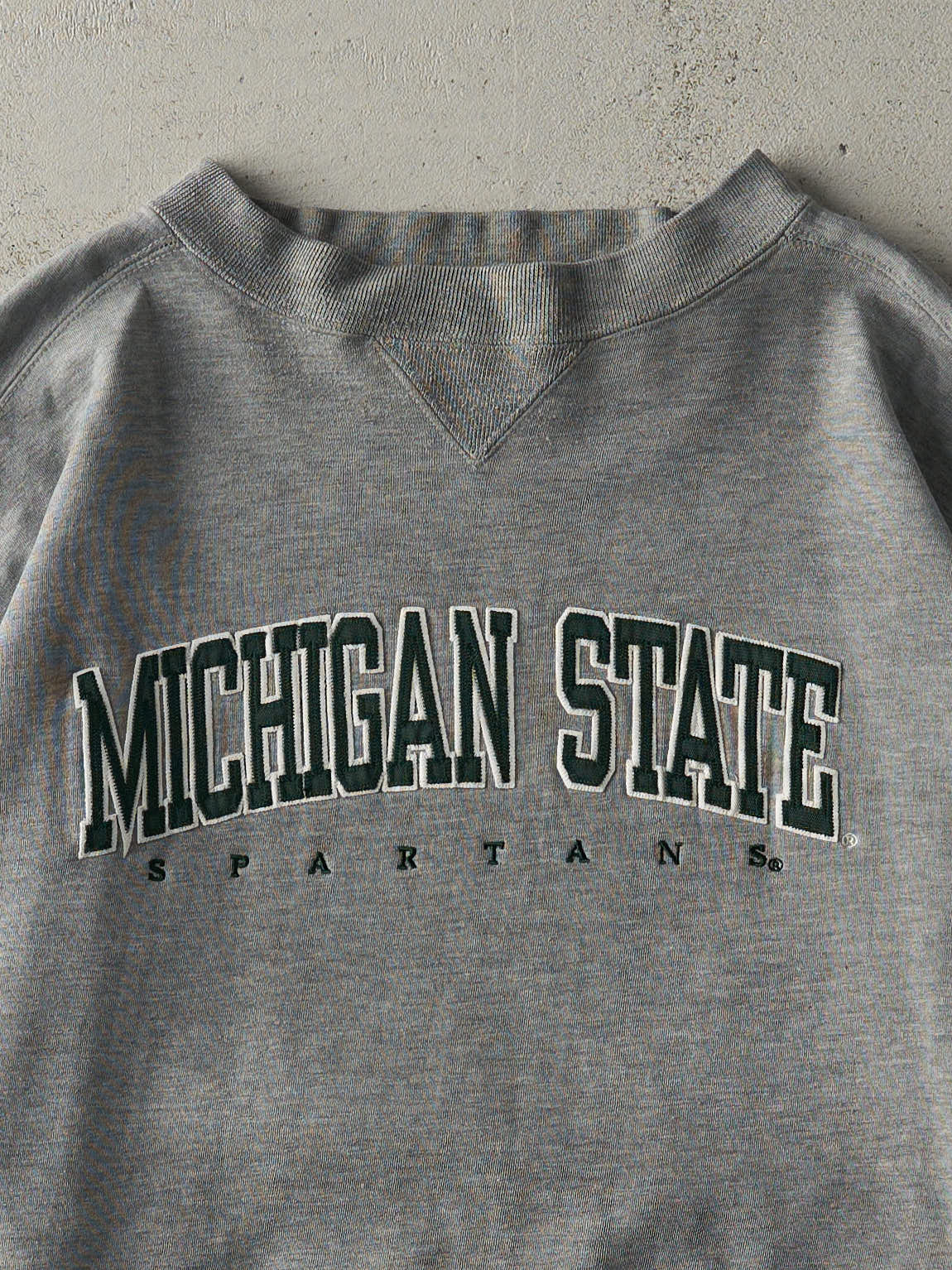 Vintage Y2K Grey Michigan State Spartans Boxy Crewneck (XXL) - Image 3