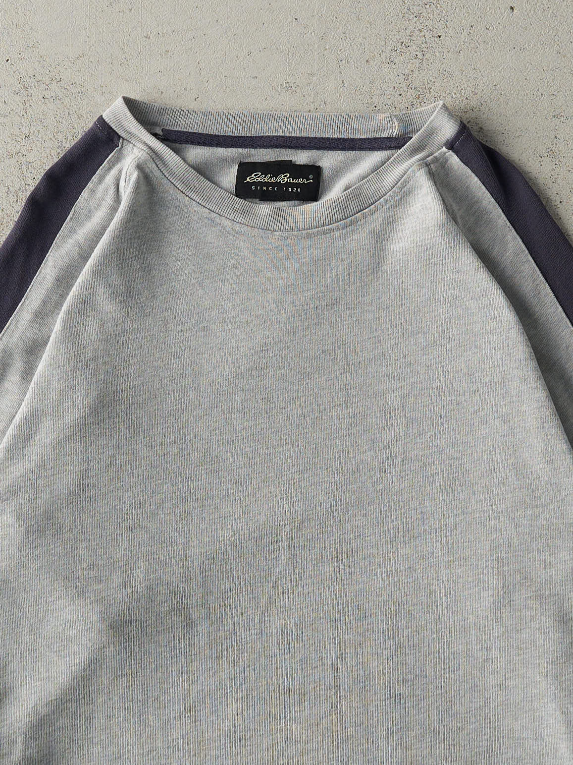 Vintage Y2K Grey & Navy Eddie Bauer Thermal Long Sleeve (M) - Image 2