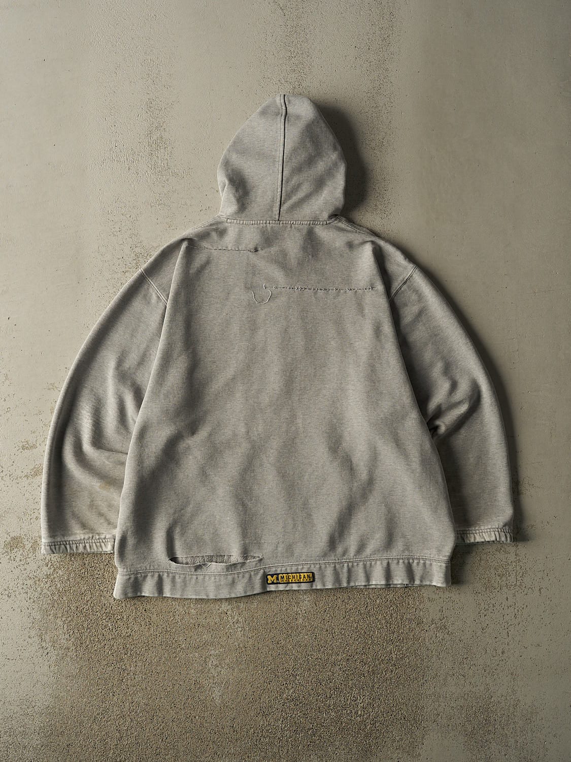 Vintage Y2K Grey Nike University of Michigan Hoodie (XL/XXL) - Image 2