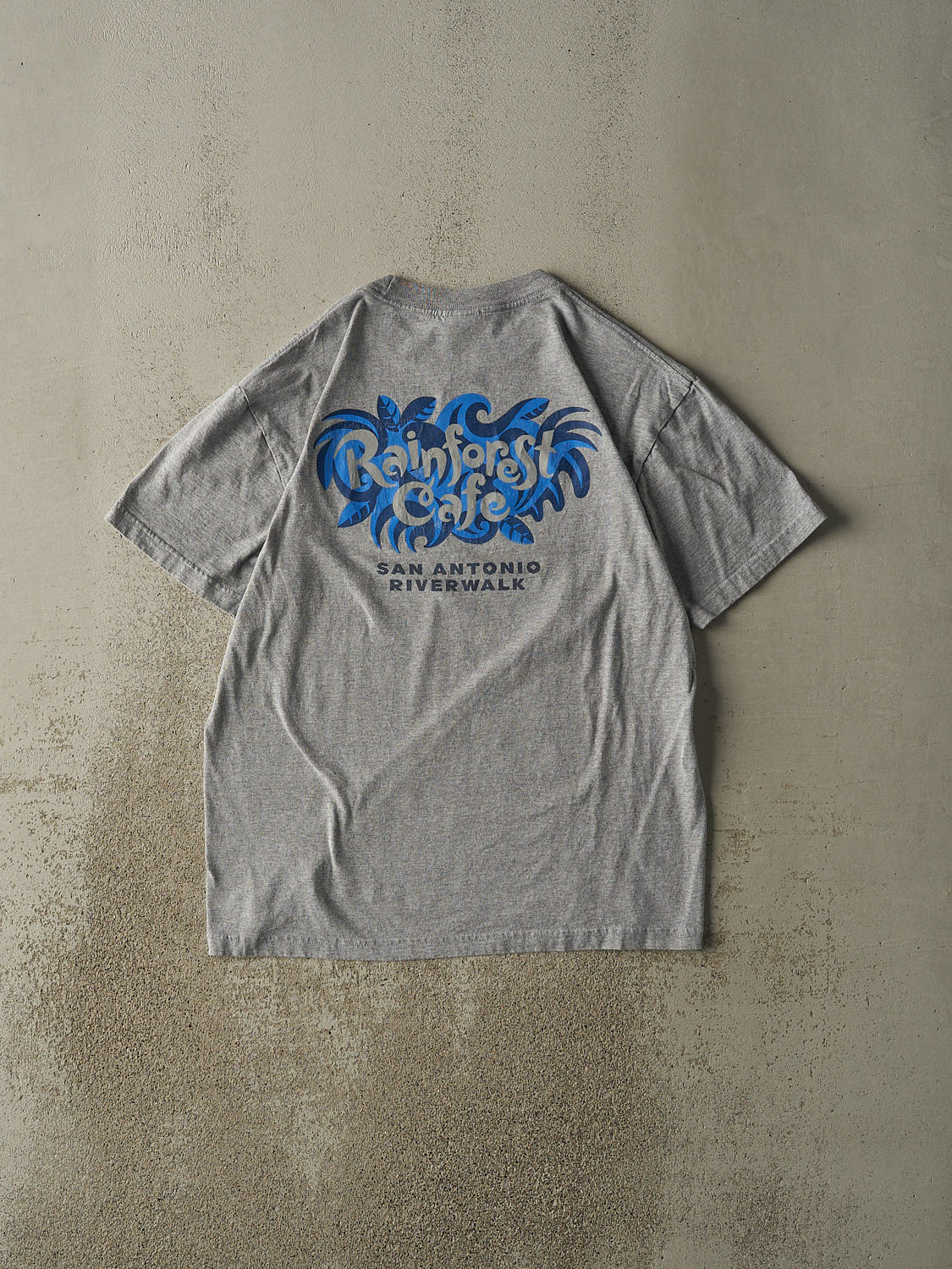 Vintage Y2K Grey Rainforest Cafe San Antonio Tee (L) - Image 2