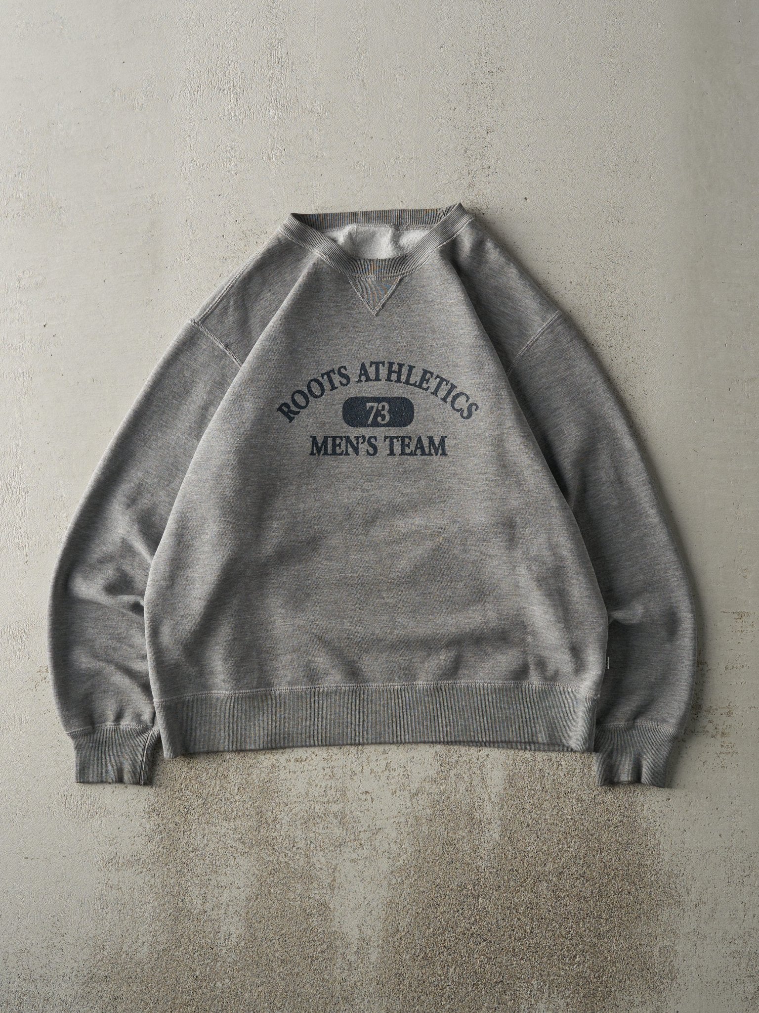 Vintage Y2K Grey Roots Athletics Crewneck (L)