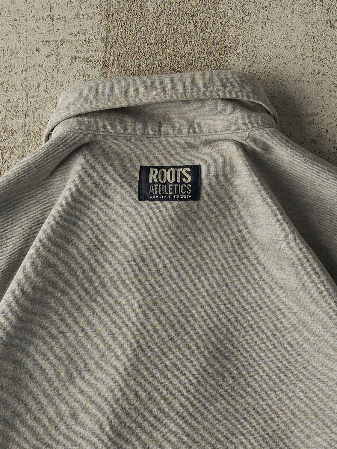 Vintage Y2K Grey Roots Athletics Embroidered Quarter Zip Sweater (S/M) - Image 4