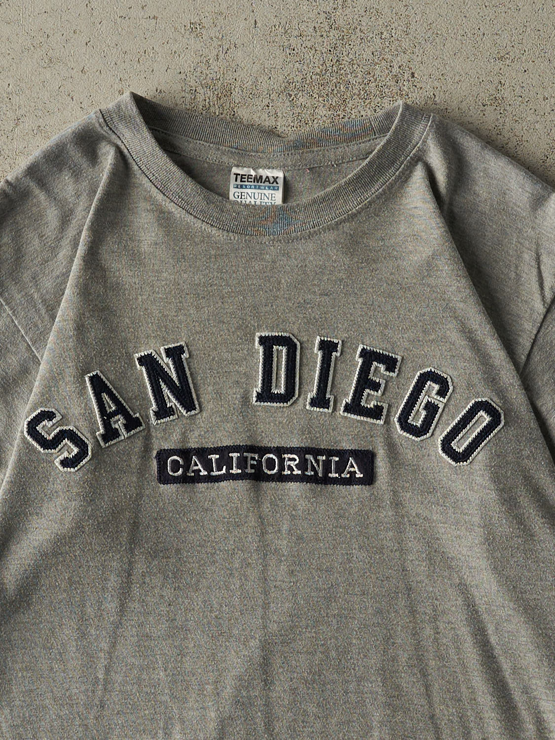 Vintage Y2K Grey San Diego Embroidered Tee (XS/S) - Image 2