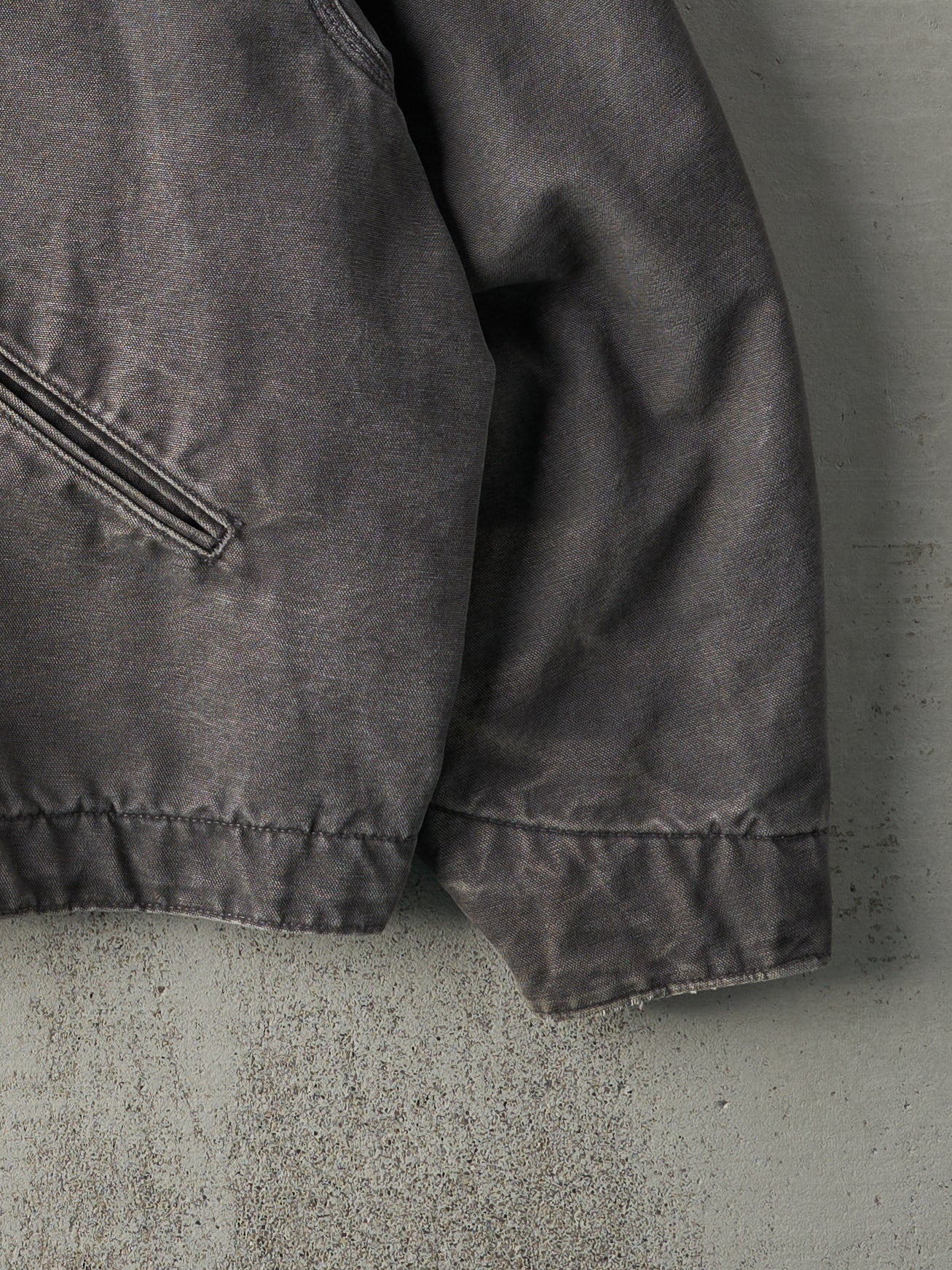 Vintage Y2K Grey Short Carhartt Detroit Jacket (XXL) - Image 3