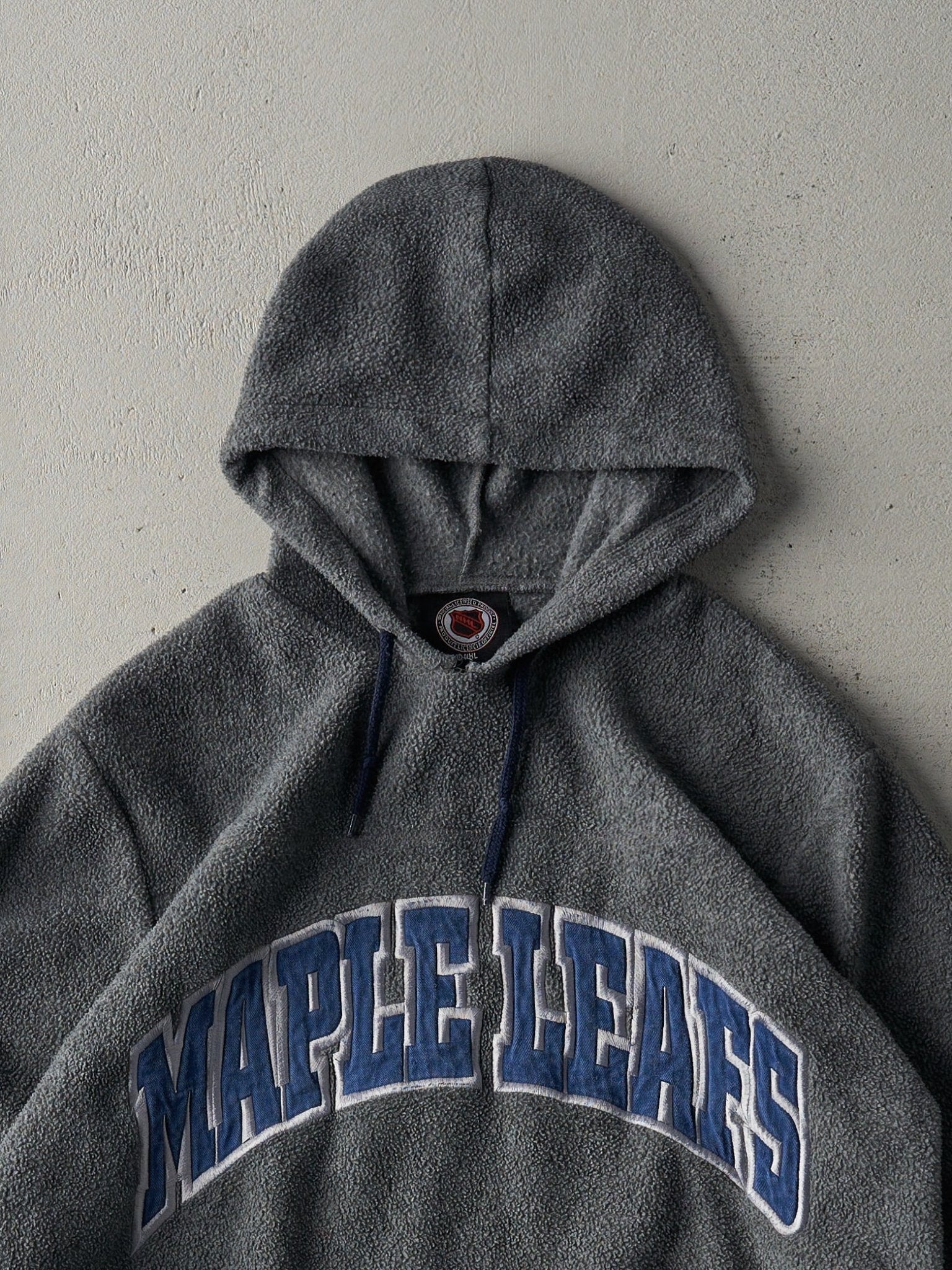 Vintage Y2K Grey Toronto Maple Leafs Fleece Hoodie (M) - Image 2