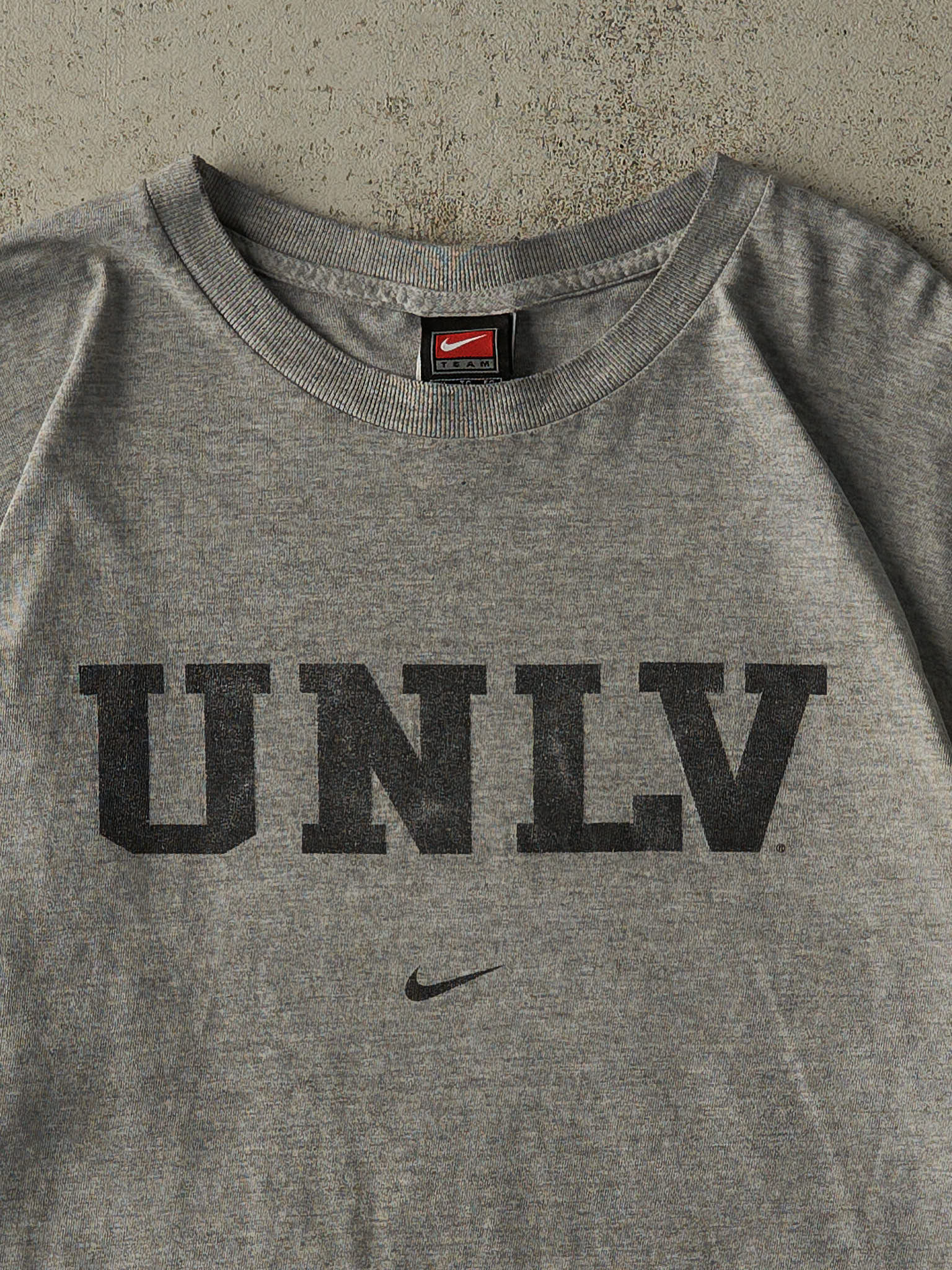 Vintage Y2K Grey University of Nevada, Las Vegas UNLV Nike Tee (XL) - Image 2