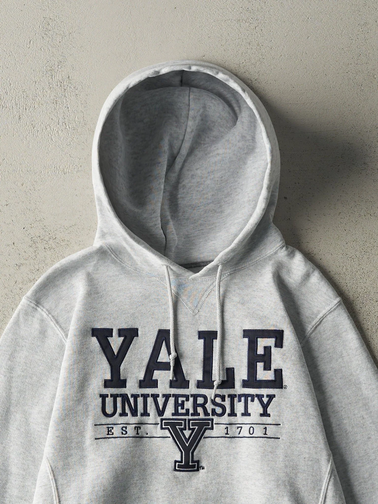Vintage Y2K Heather Grey Yale University Hoodie (M) - Image 2