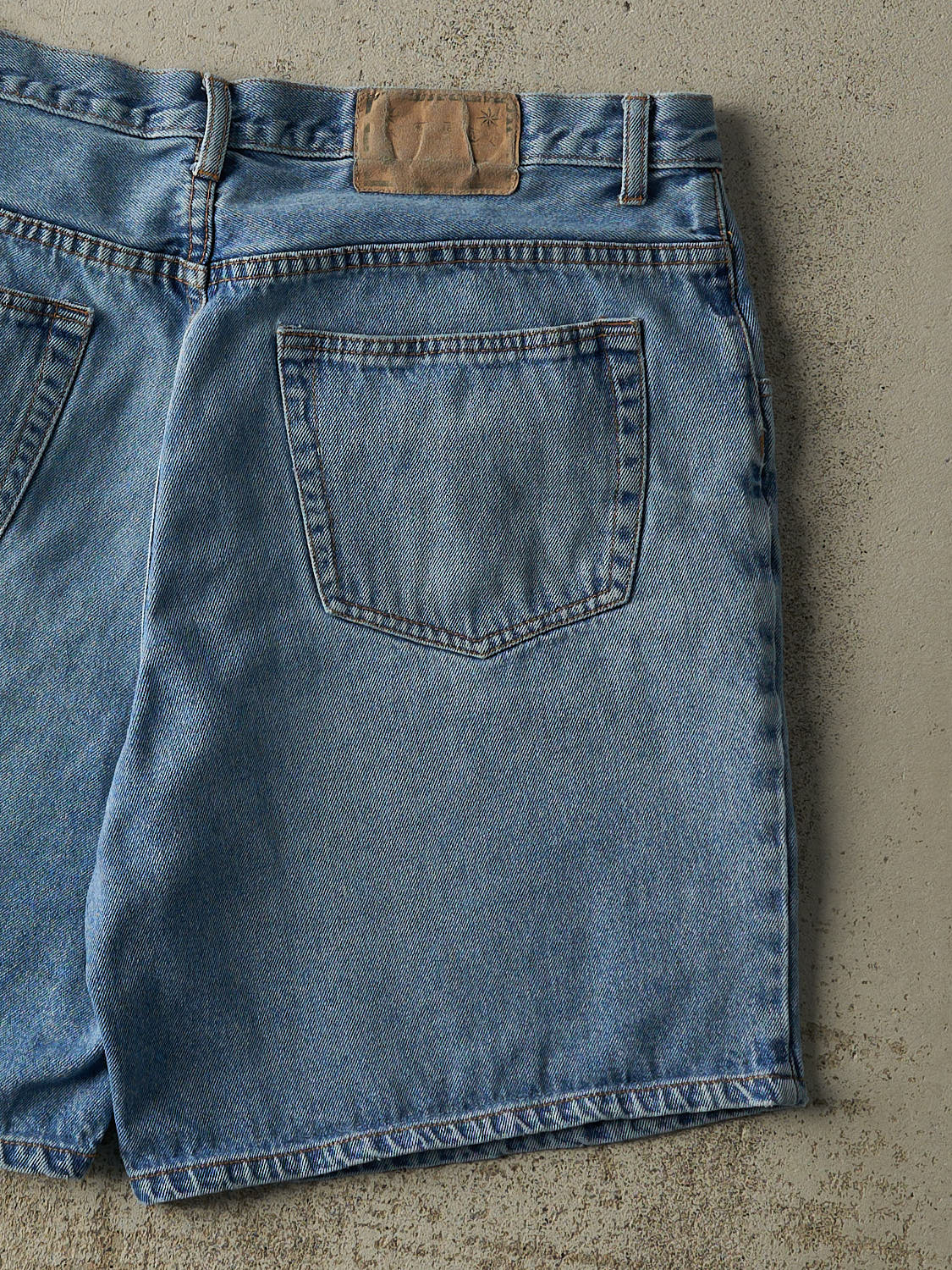 Vintage Y2K Light Wash Functionals Jean Shorts (37x8) - Image 5