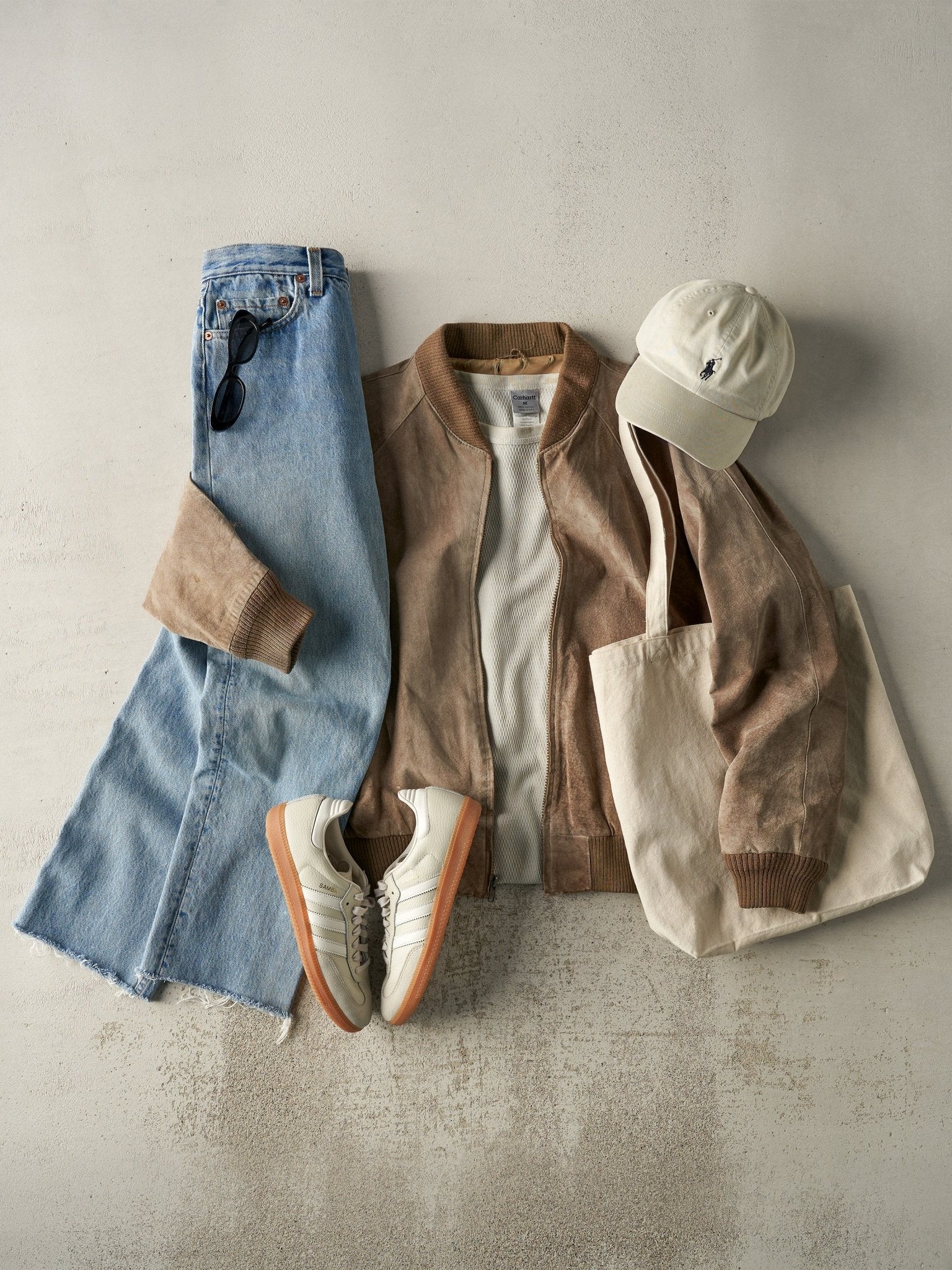 Vintage Y2K Light Wash Levi's 501 Jeans (28x27.5) - Image 2