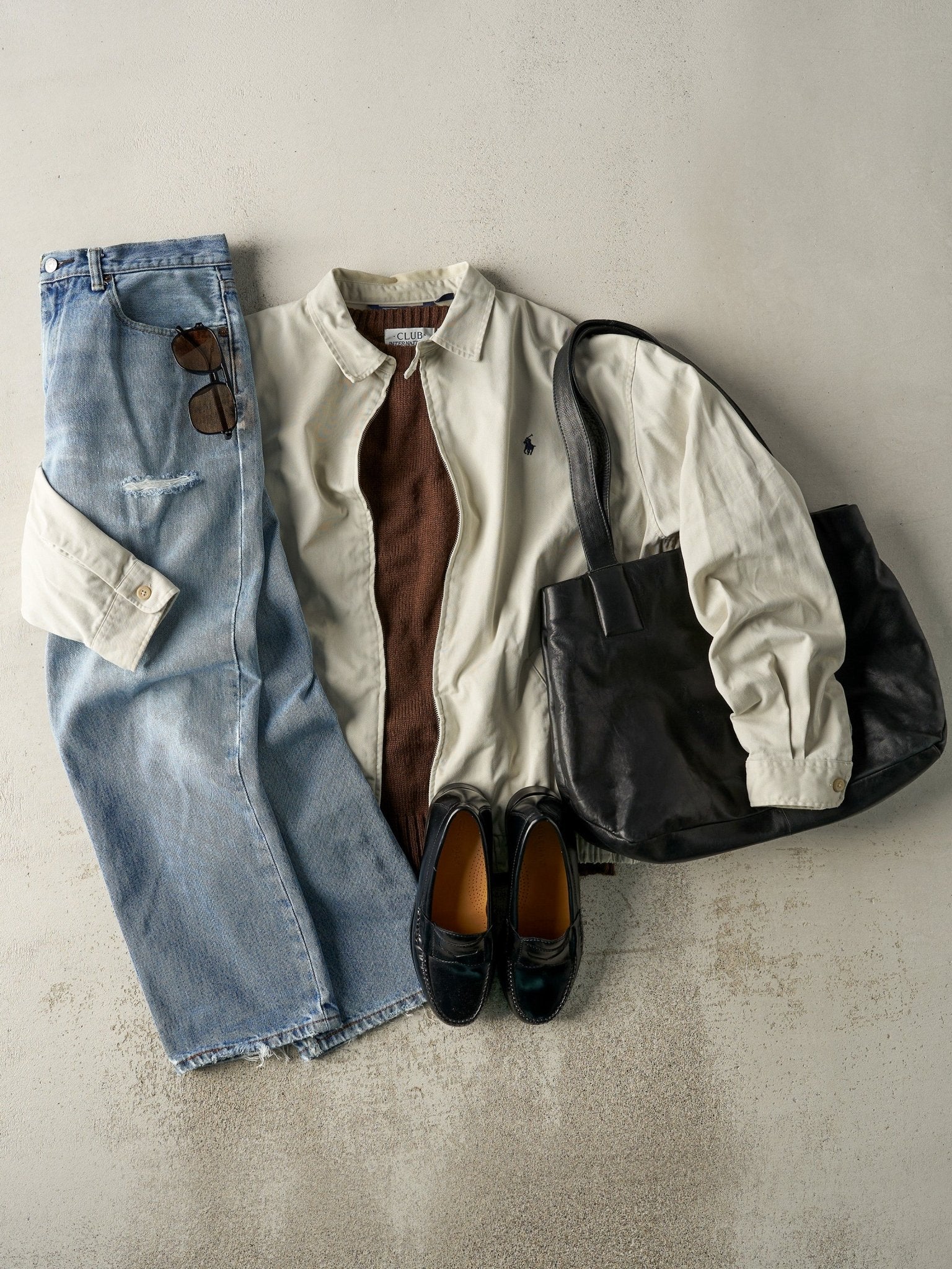 Vintage Y2K Light Wash Levi's 505 Jeans (32x29) - Image 2