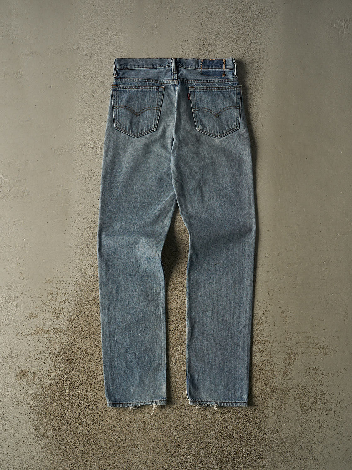Vintage Y2K Light Wash Levi's Jeans (30x34) - Image 3