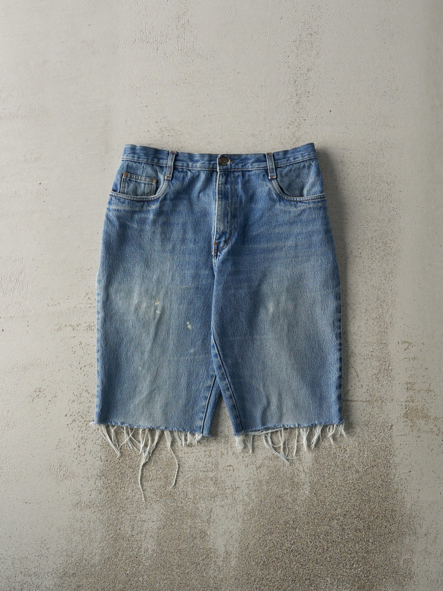 Vintage Y2K Mid Wash Forte Cut Off Jean Shorts (32x12.5)