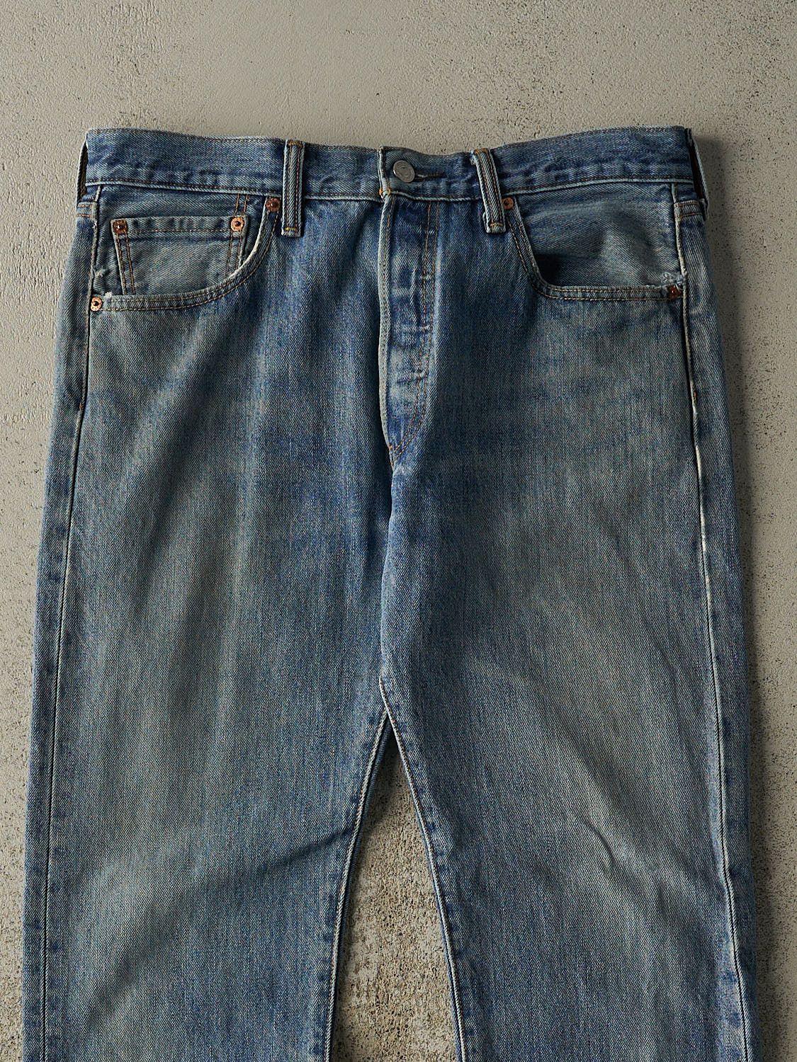 Vintage Y2K Mid Wash Levi's 501 Jeans (33x31.5) - Image 3
