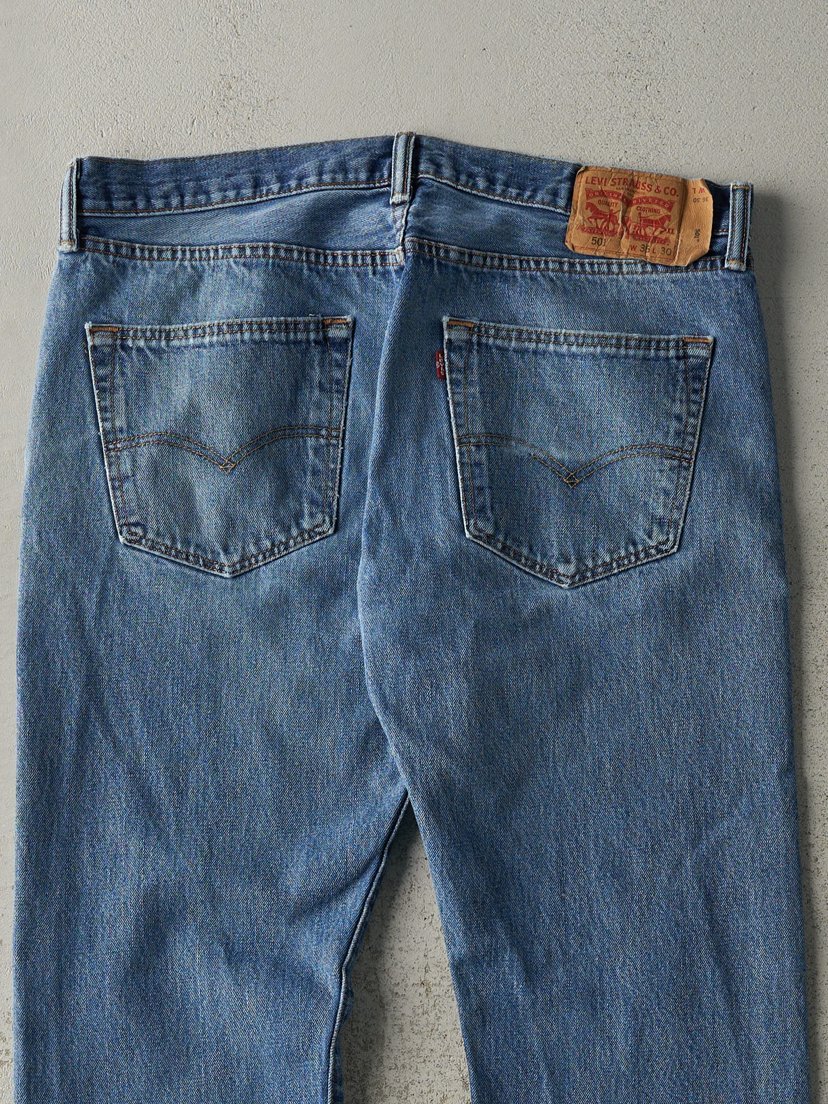 Vintage Y2K Mid Wash Levi's 501 Jeans (36.5x30) - Image 5