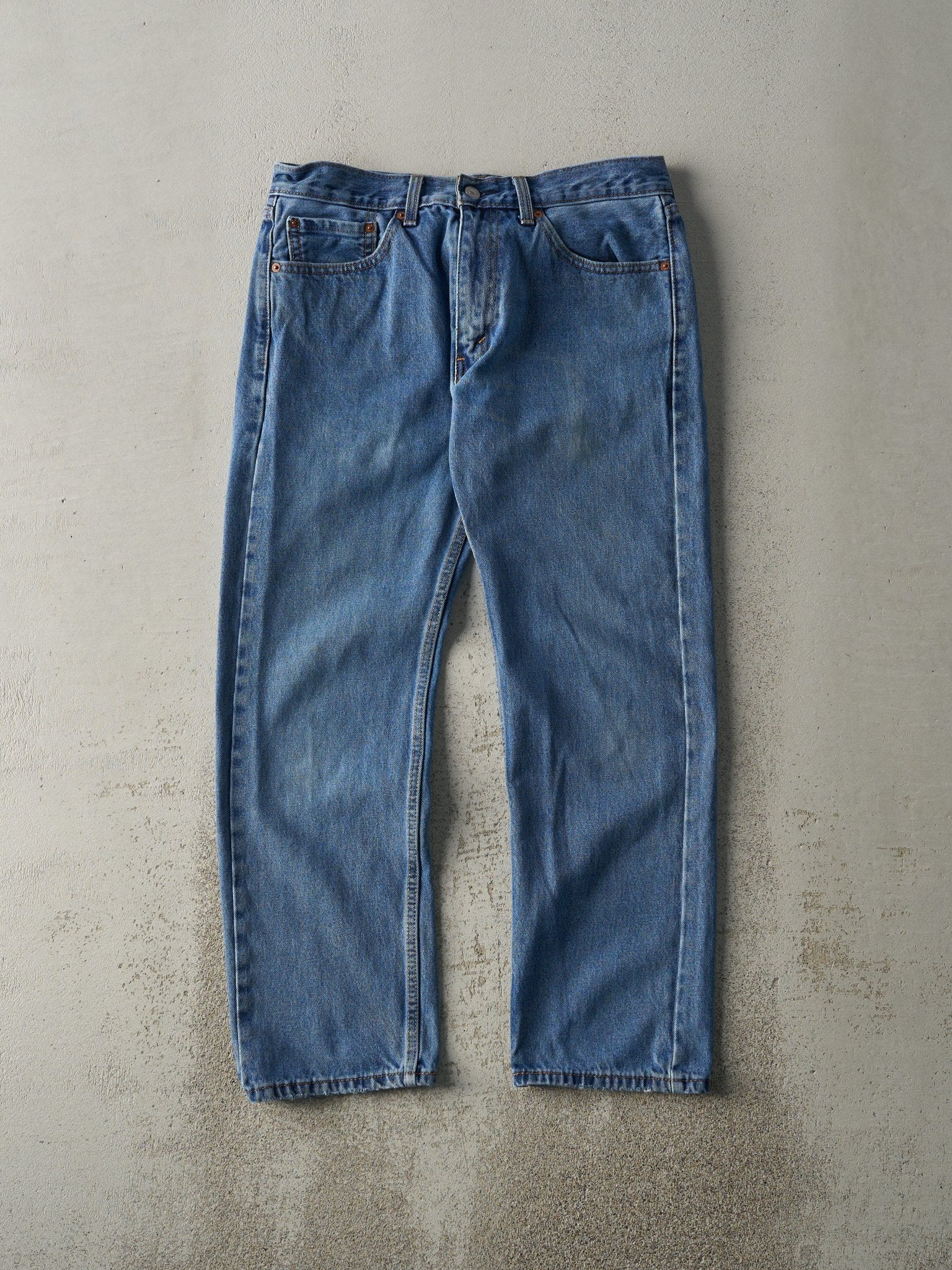 Vintage Y2K Mid Wash Levi's 505 Jeans (33x28)