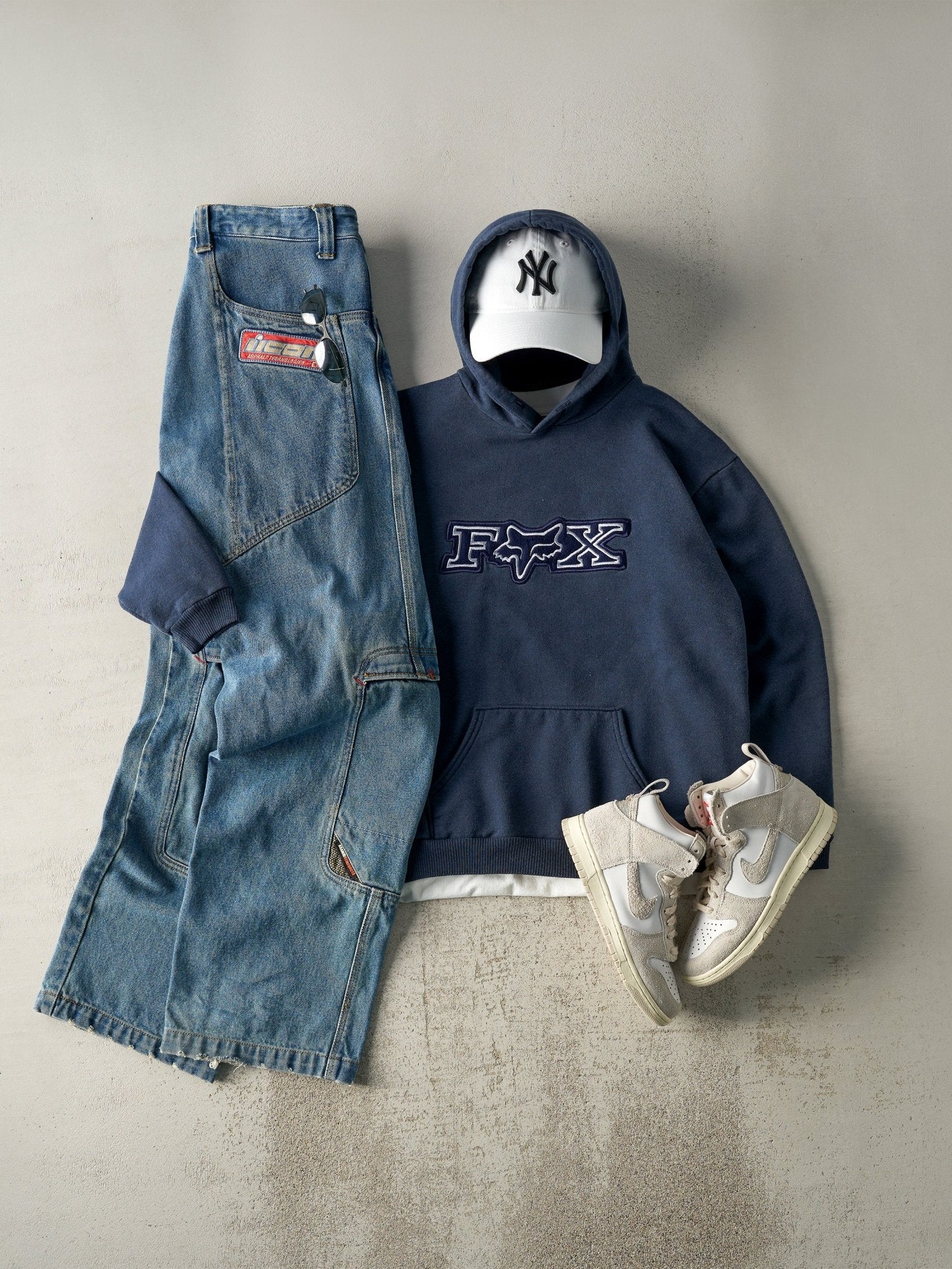 Vintage Y2K Mid Wash Motorcycle Riding Jeans (36x33) - Image 2