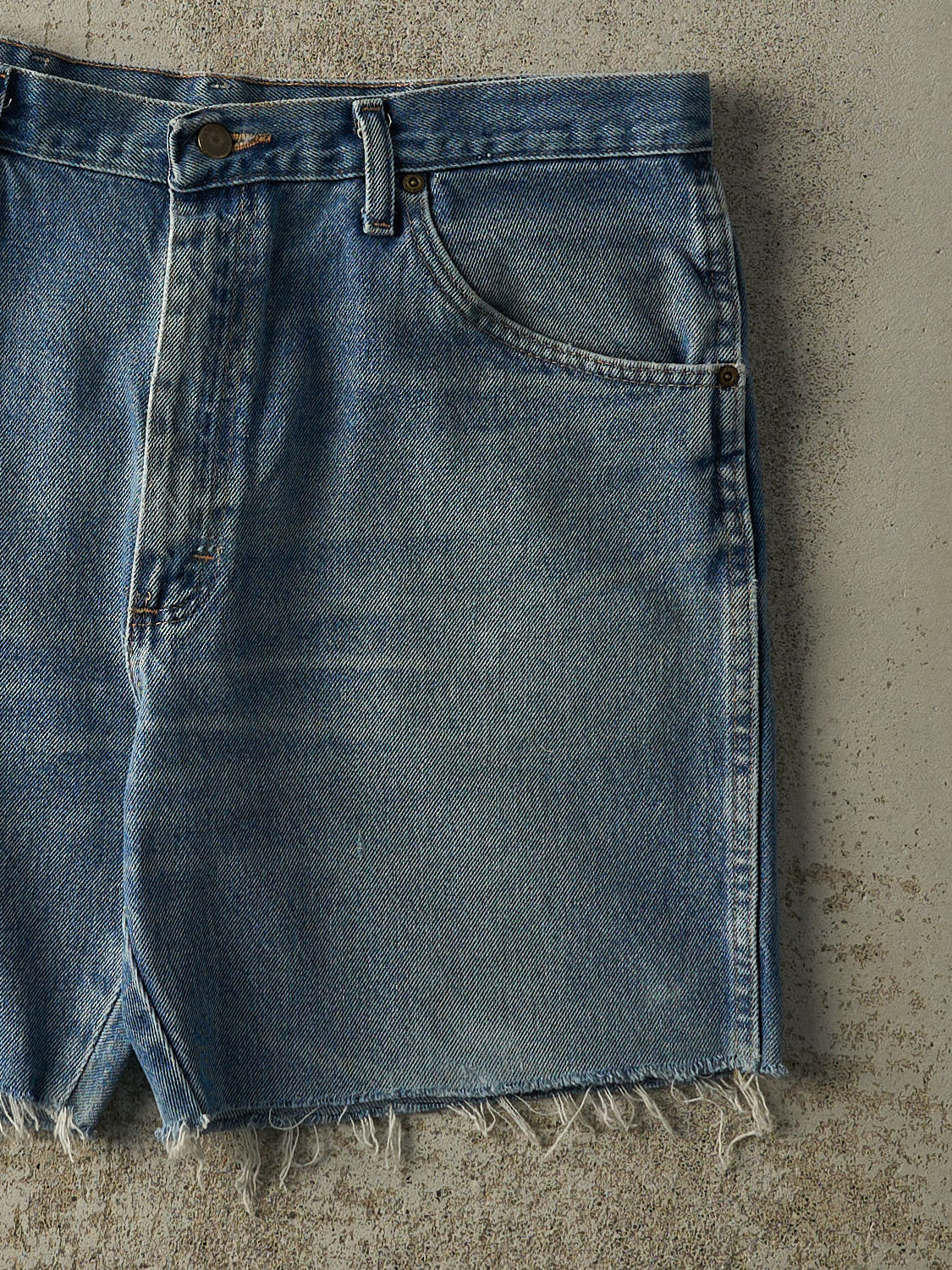 Vintage Y2K Mid Wash Wrangler Cut Off Jean Shorts (36x7.5) - Image 4