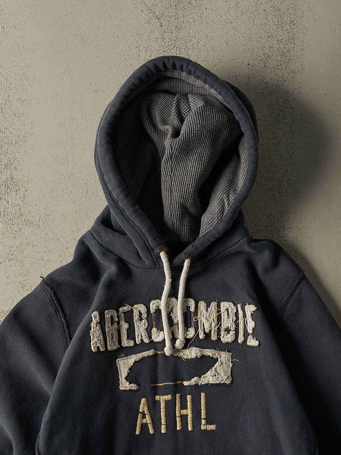 Vintage Y2K Navy Blue Abercrombie & Fitch Hoodie (L) - Image 2