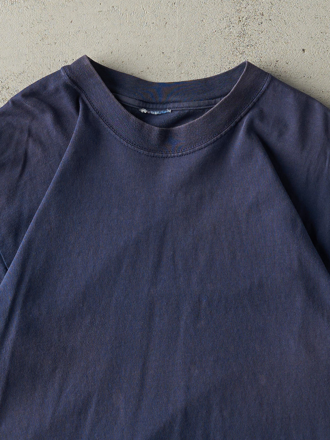 Vintage Y2K Navy Blue Blank Tee (M) - Image 2