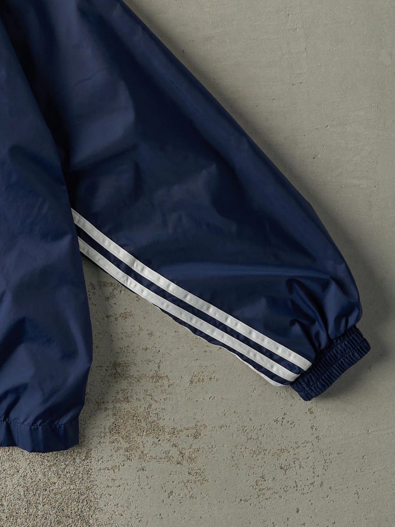 Vintage Y2K Navy Blue Embroidered Adidas Windbreaker (M) - Image 5